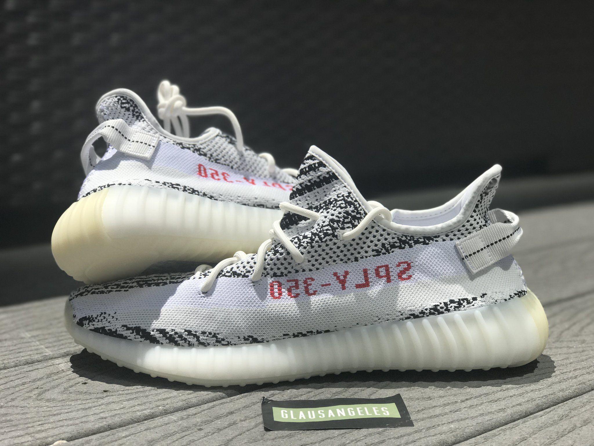 Yeezy 350 V2 Zebra Wallpapers