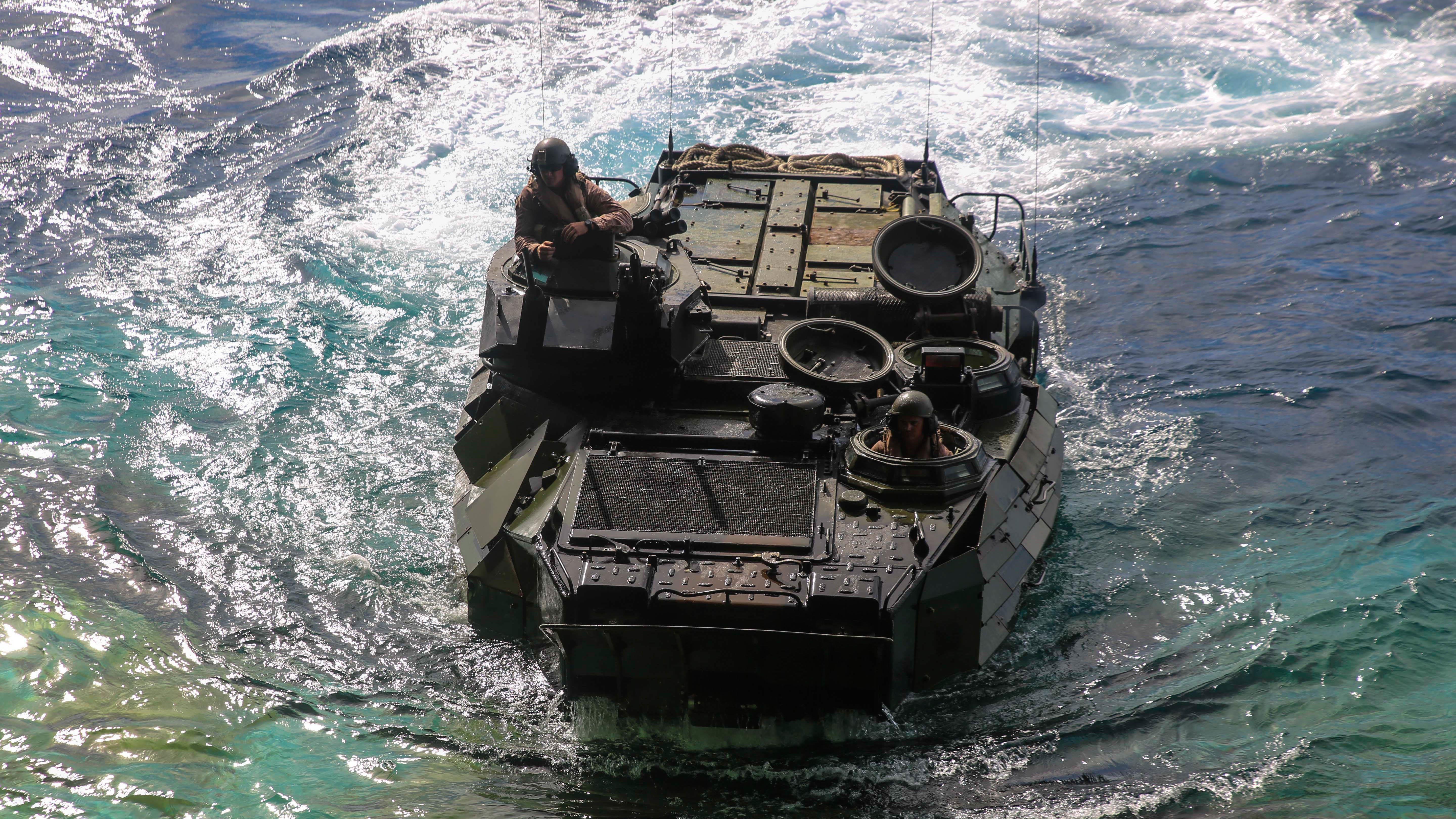 Amphibious Assault Vehicle Wallpapers