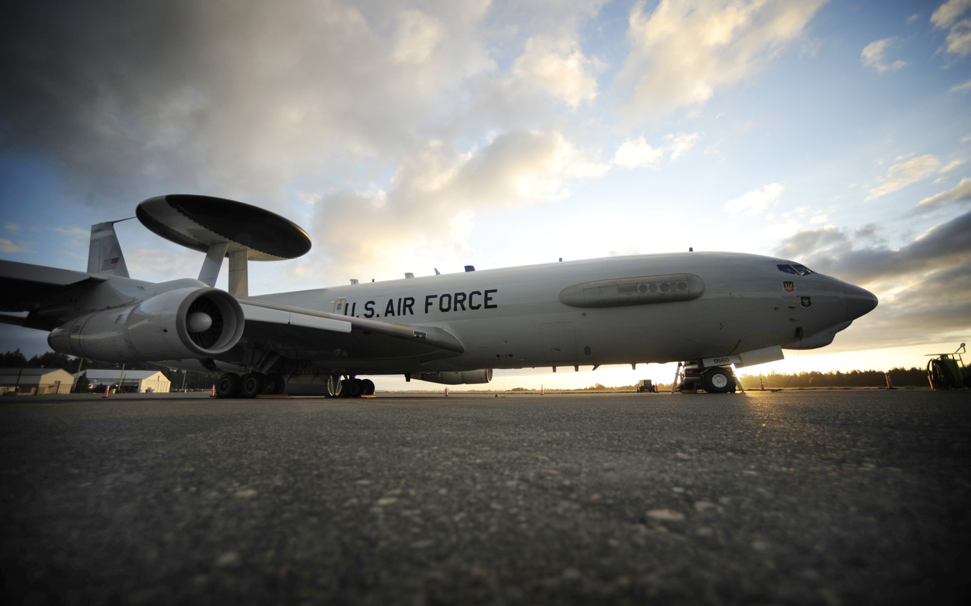 Boeing E-3 Sentry Wallpapers