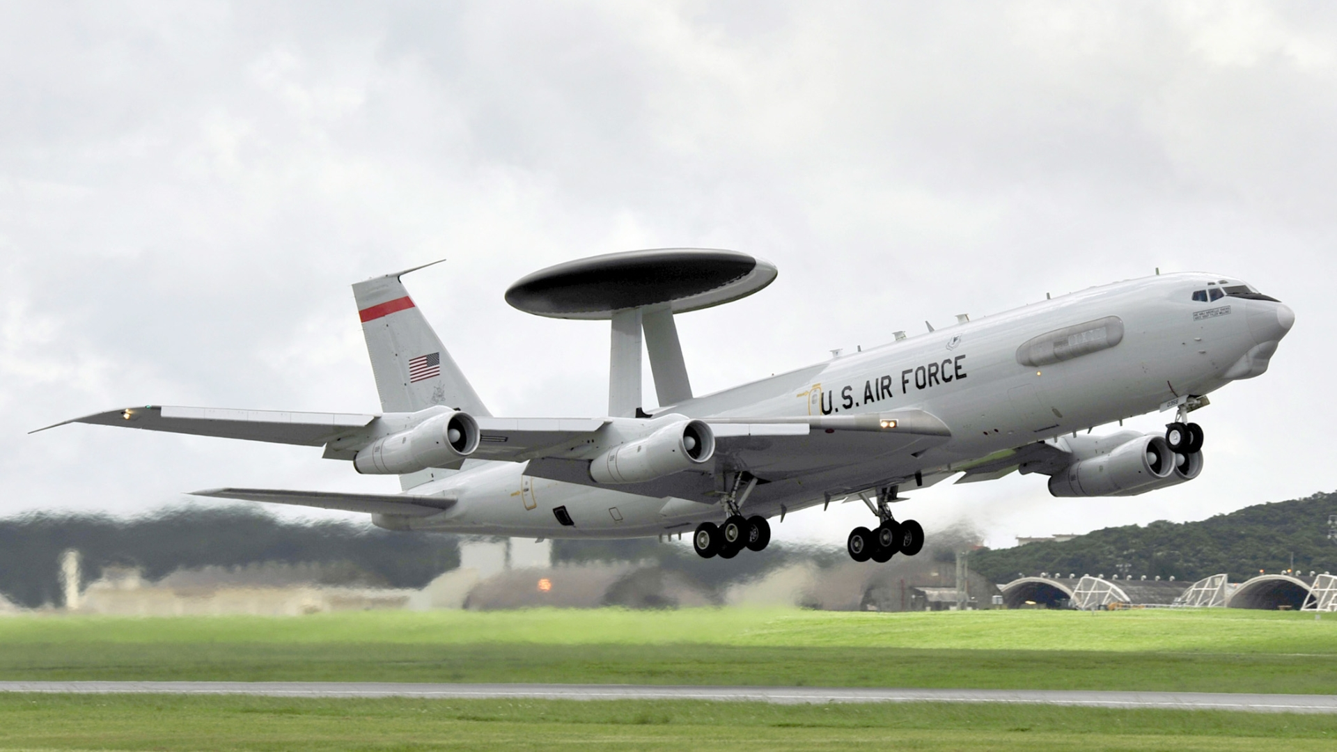 Boeing E-3 Sentry Wallpapers