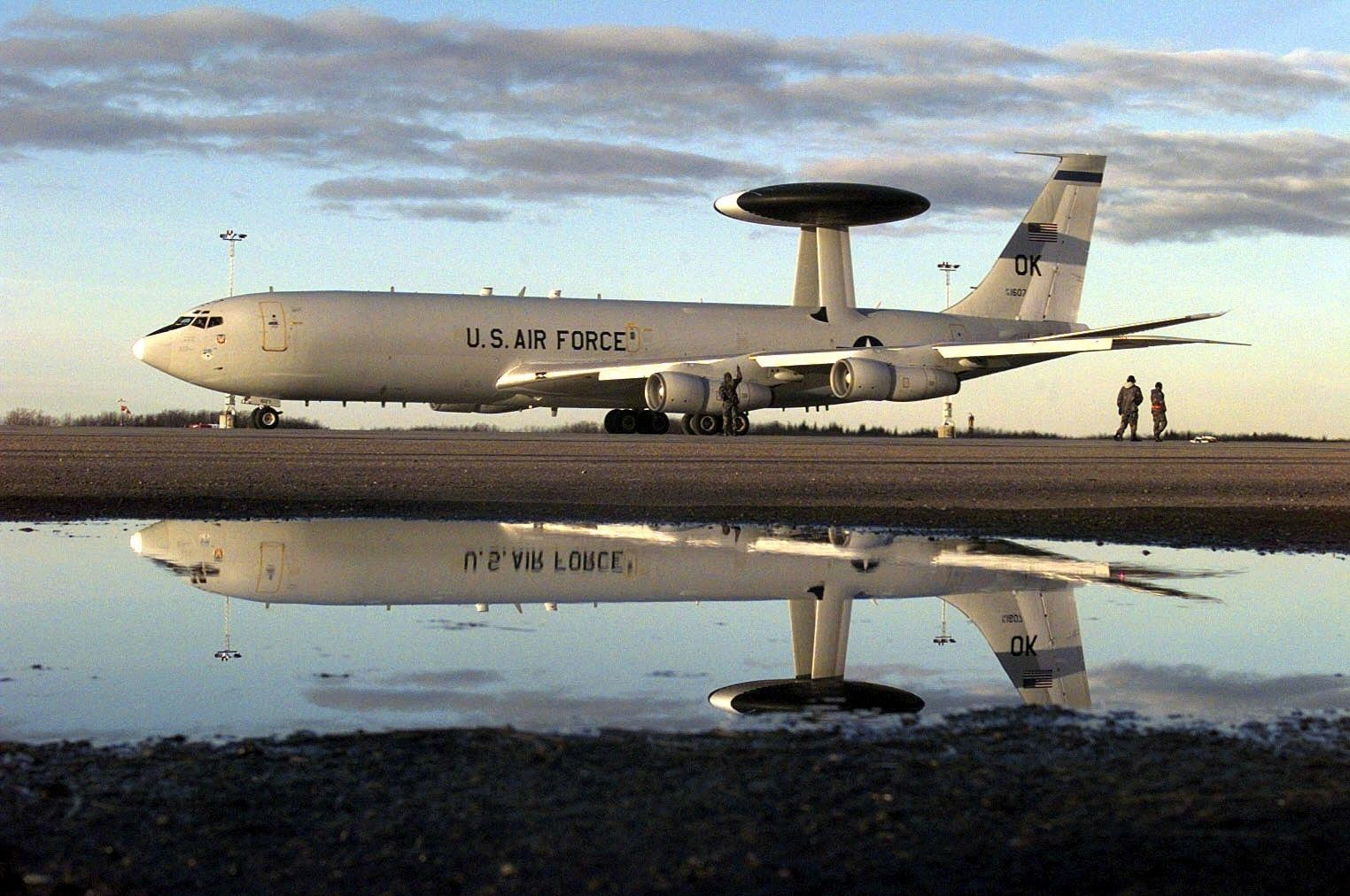 Boeing E-3 Sentry Wallpapers