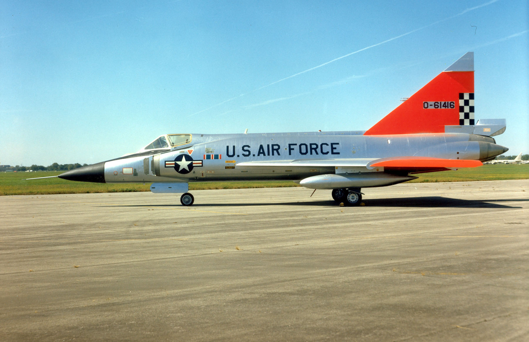 Convair F-102 Delta Dagger Wallpapers