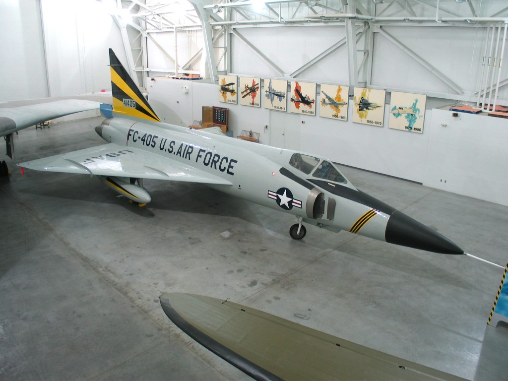 Convair F-102 Delta Dagger Wallpapers