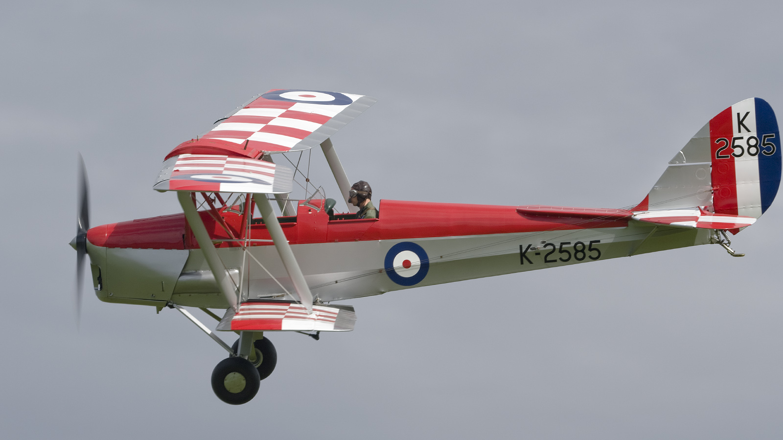 De Havilland Tiger Moth Wallpapers