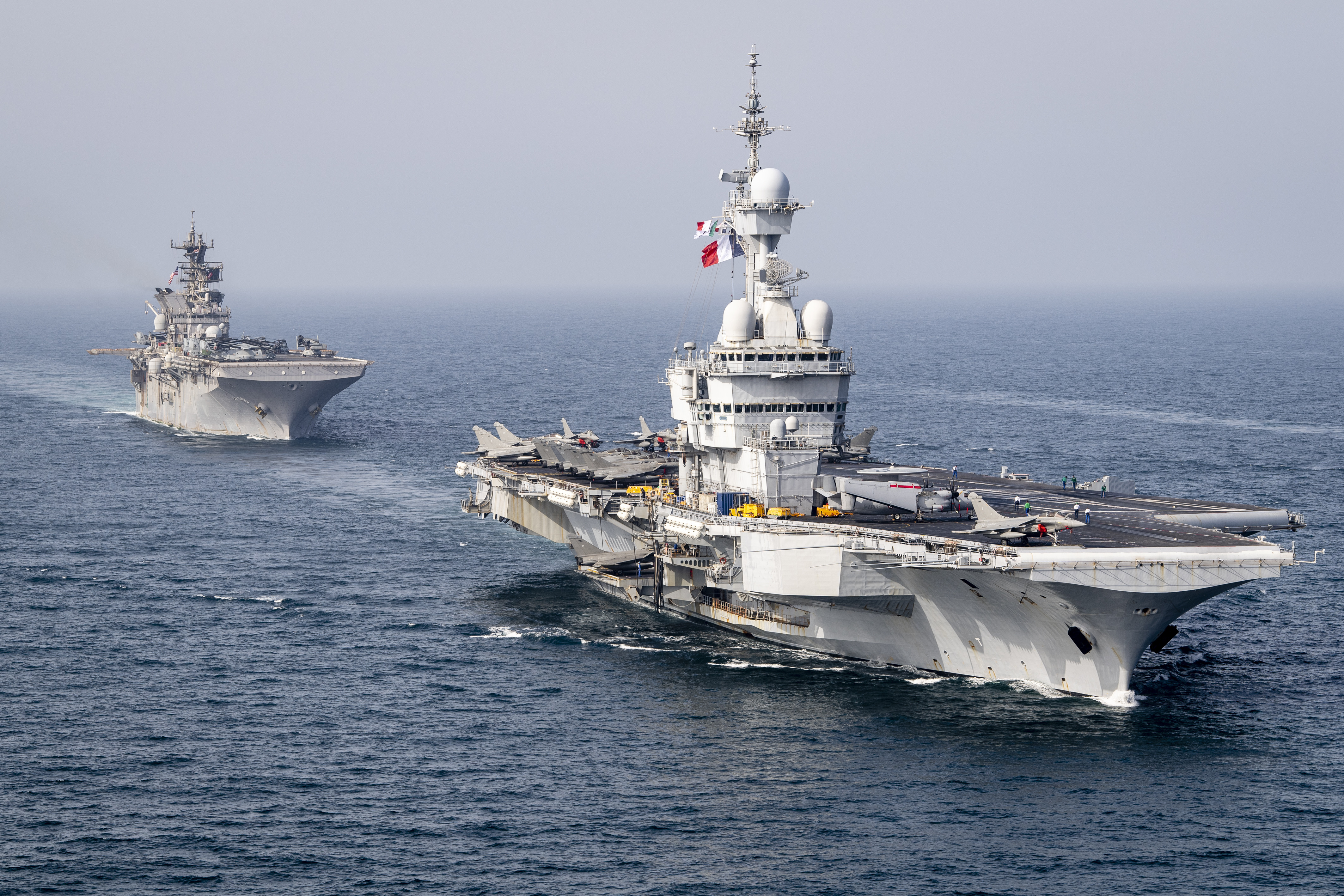 French Aircraft Carrier Charles De Gaulle (R91) Wallpapers