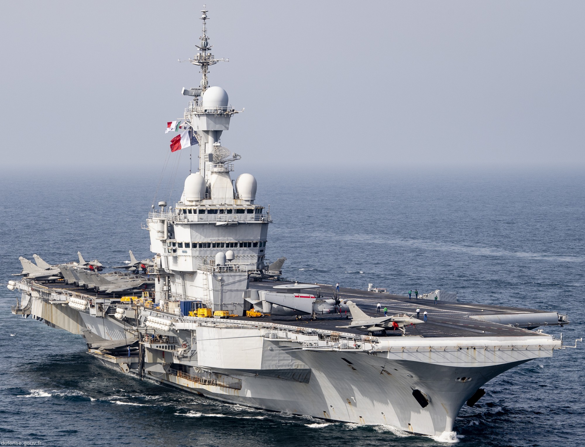 French Aircraft Carrier Charles De Gaulle (R91) Wallpapers