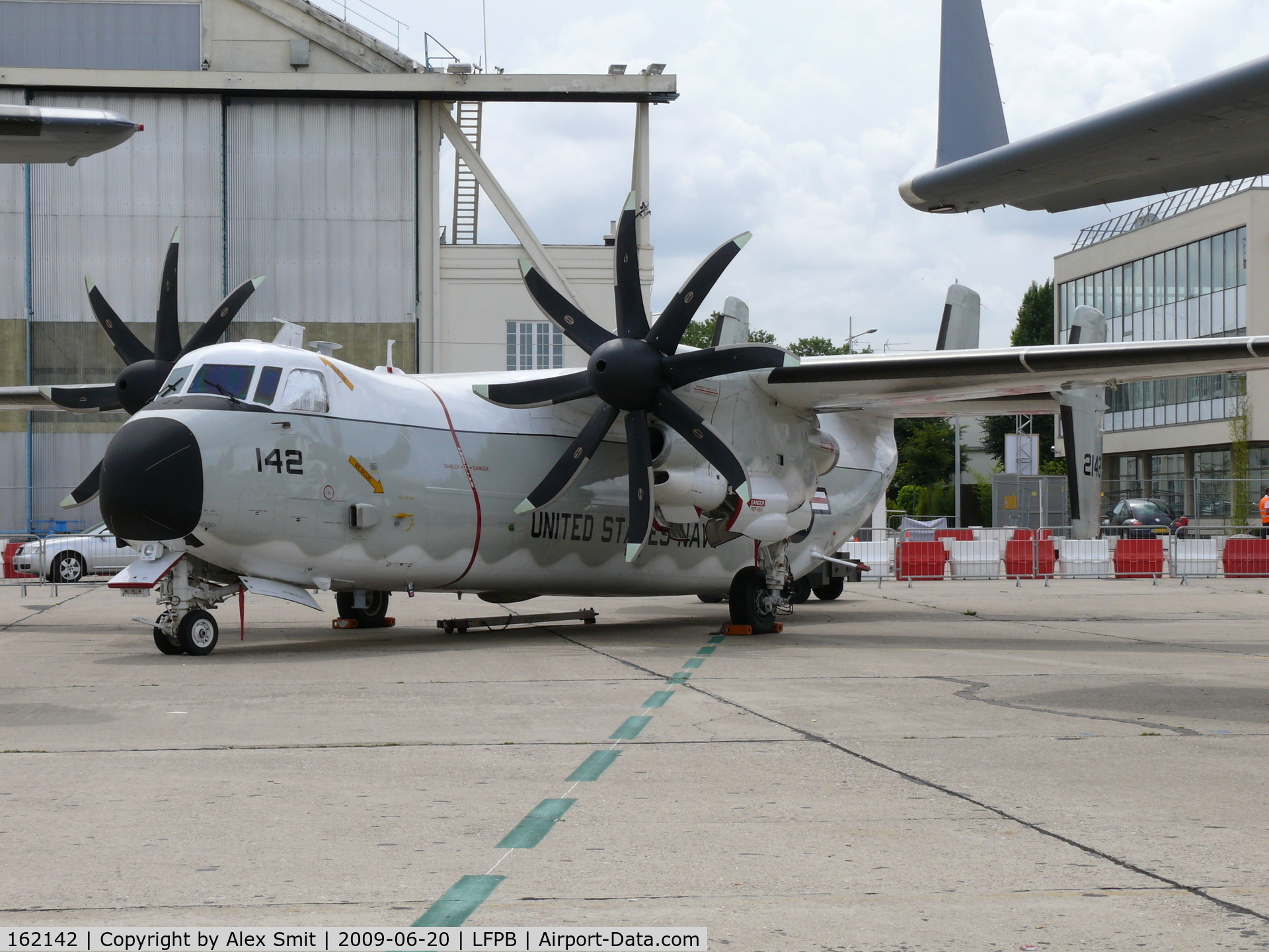 Grumman C-2 Greyhound Wallpapers