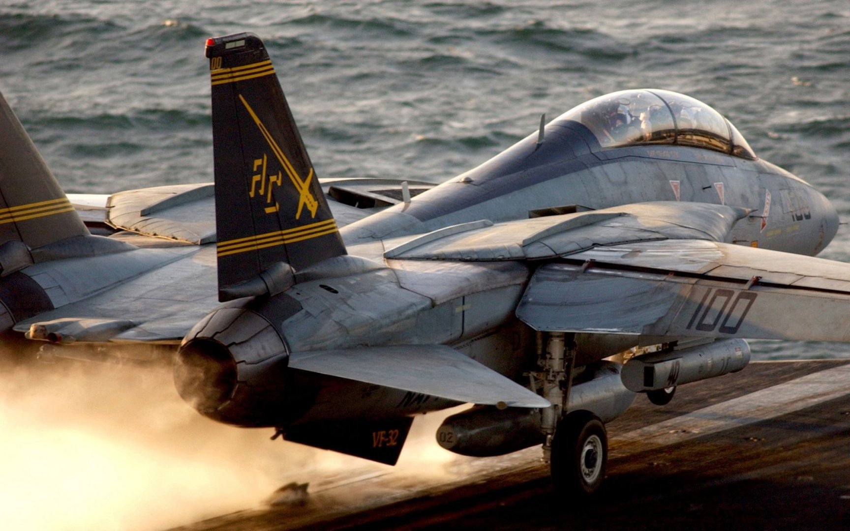 Grumman F-14 Tomcat Wallpapers