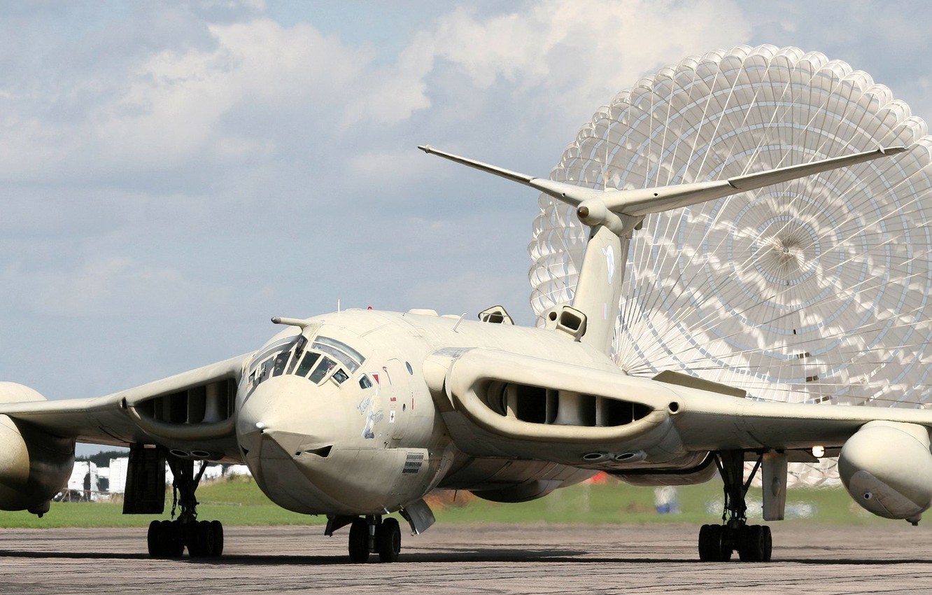 Handley Page Victor Wallpapers