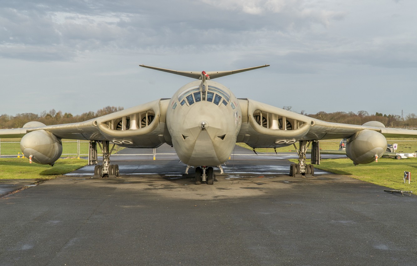 Handley Page Victor Wallpapers