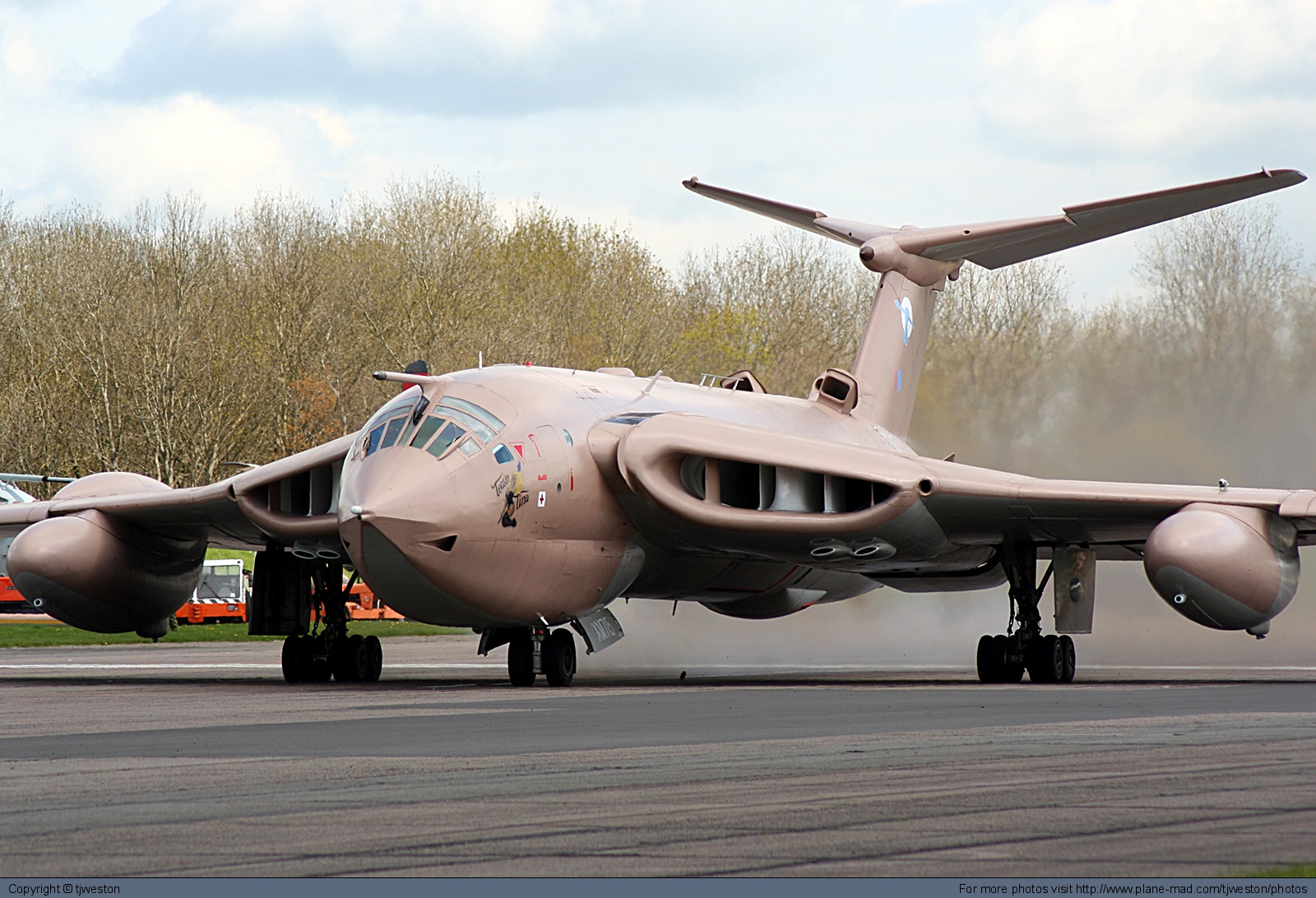 Handley Page Victor Wallpapers