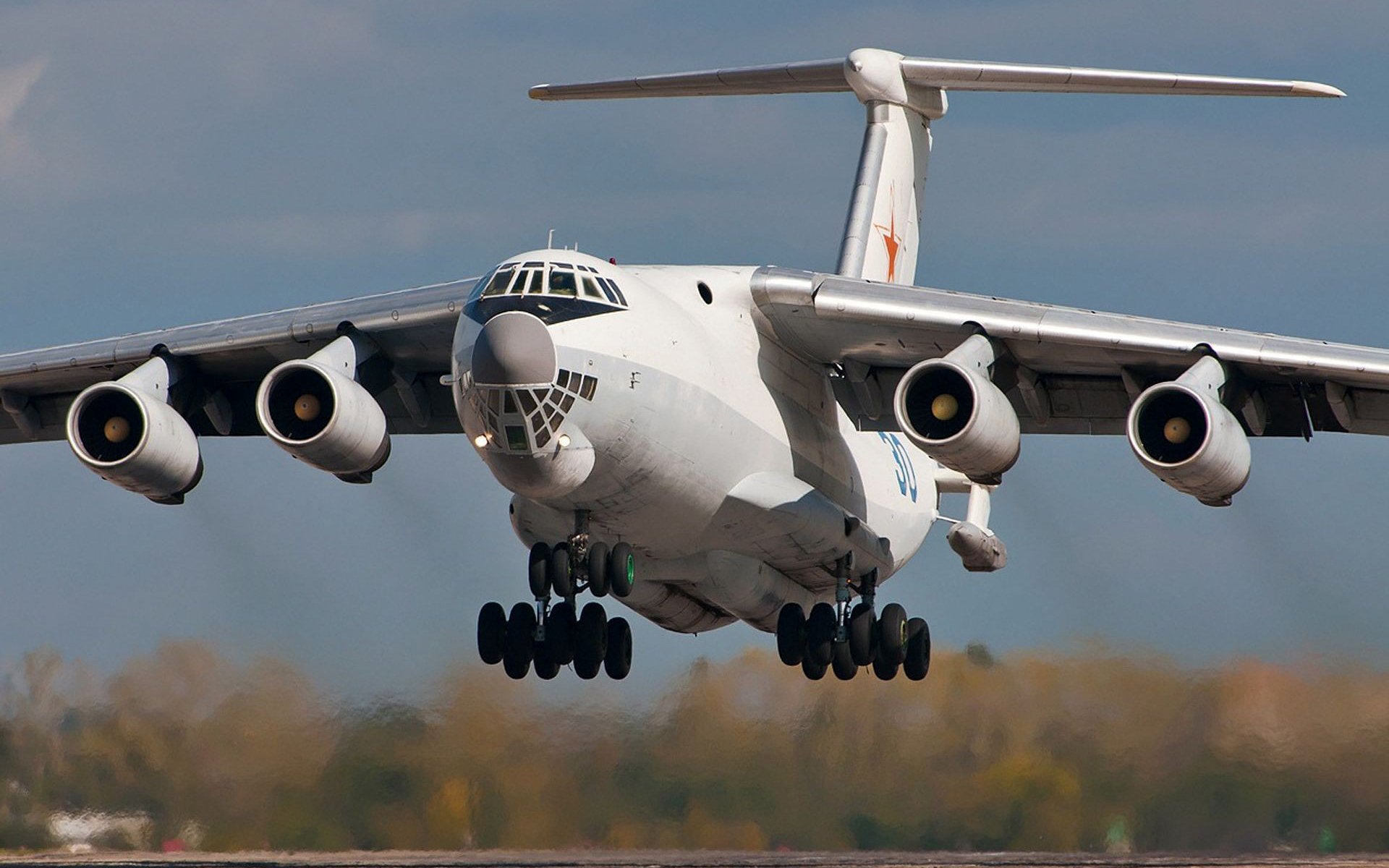 Ilyushin Il-78 Wallpapers