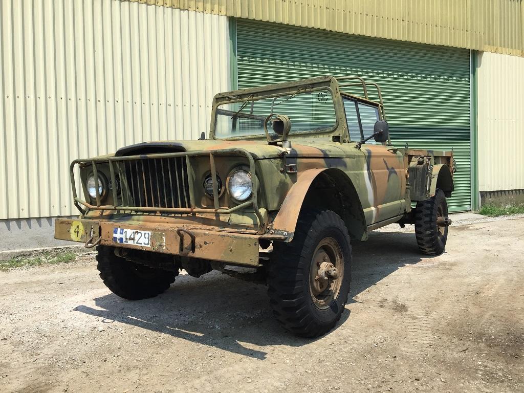 Kaiser Jeep M715 Wallpapers