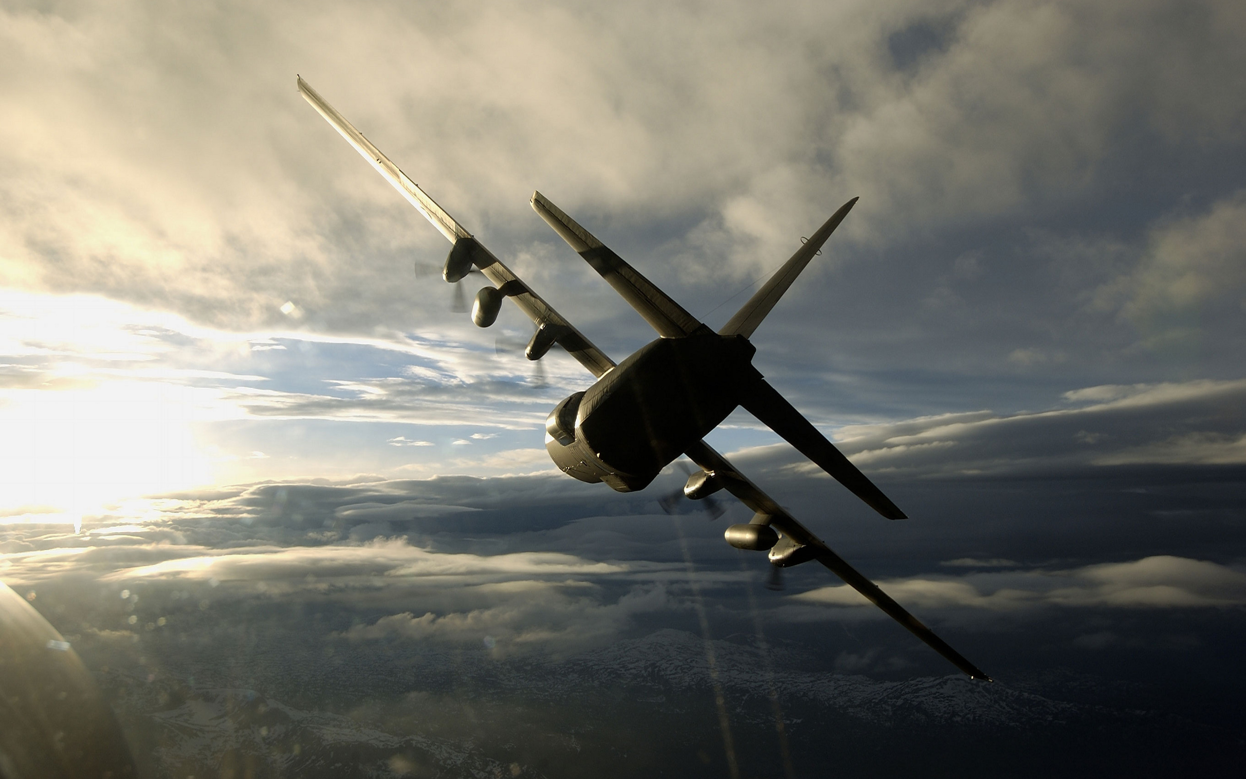 Lockheed Martin C-130J Super Hercules Wallpapers