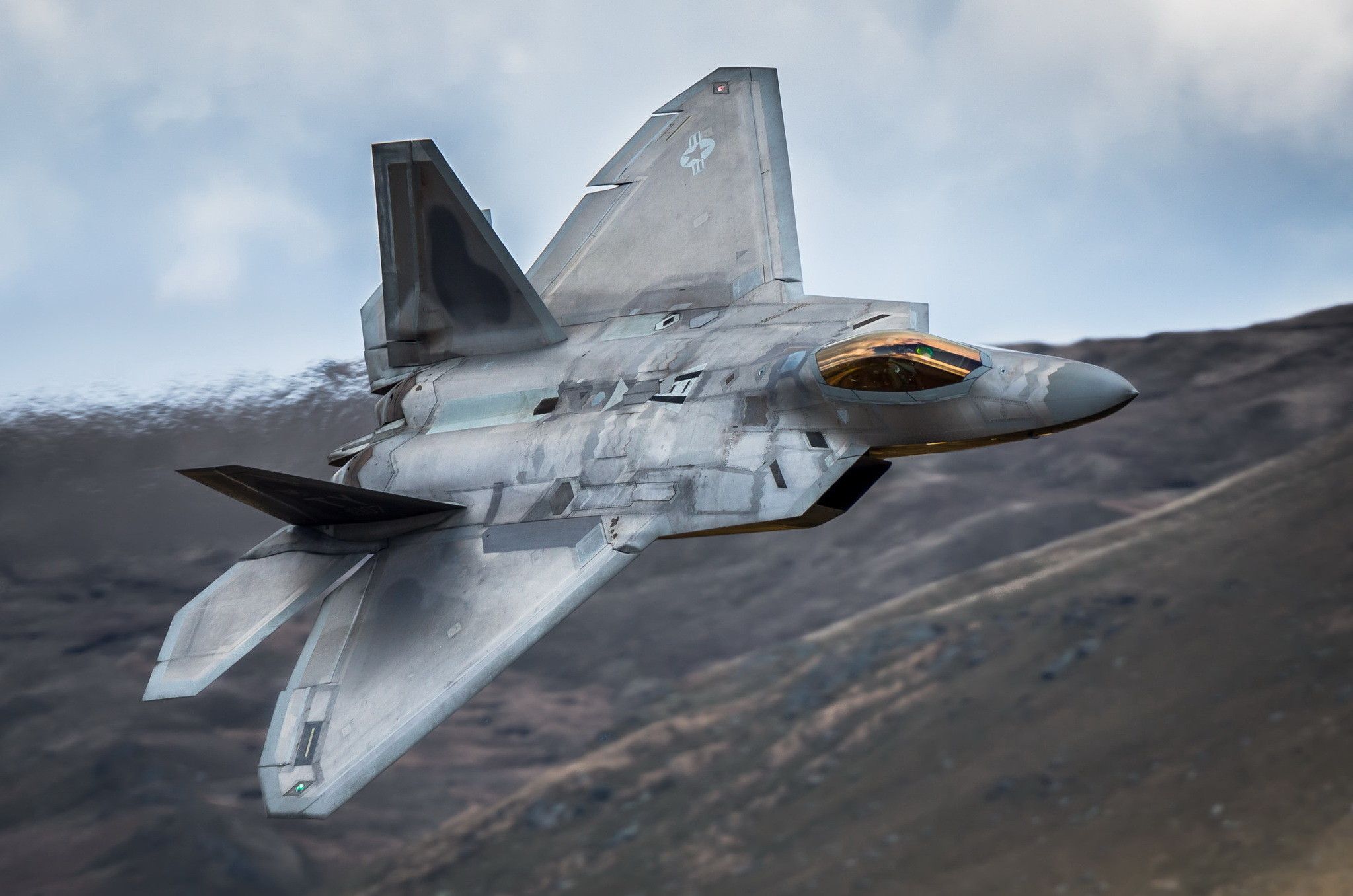 Lockheed Martin F-22 Raptor Wallpapers
