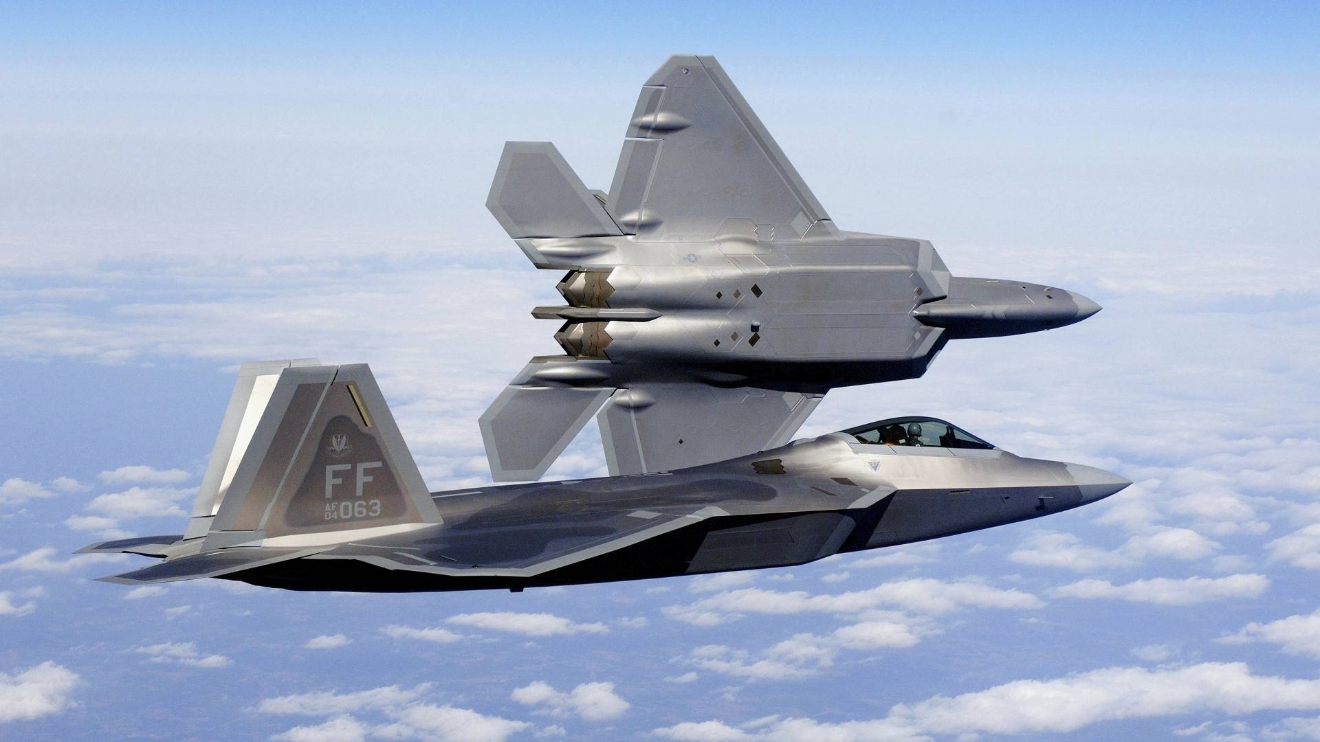 Lockheed Martin F-22 Raptor Wallpapers