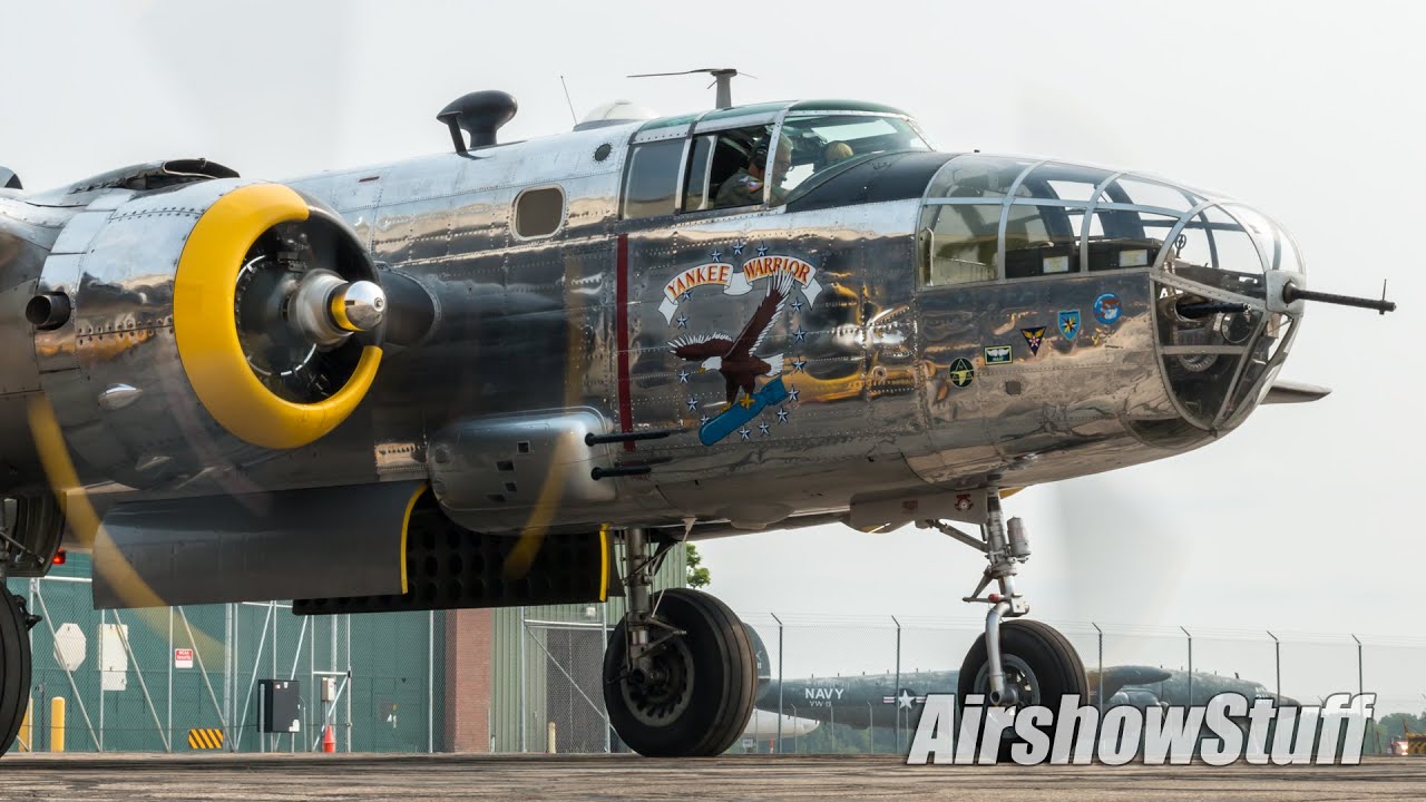 North American B-25 Mitchell Wallpapers