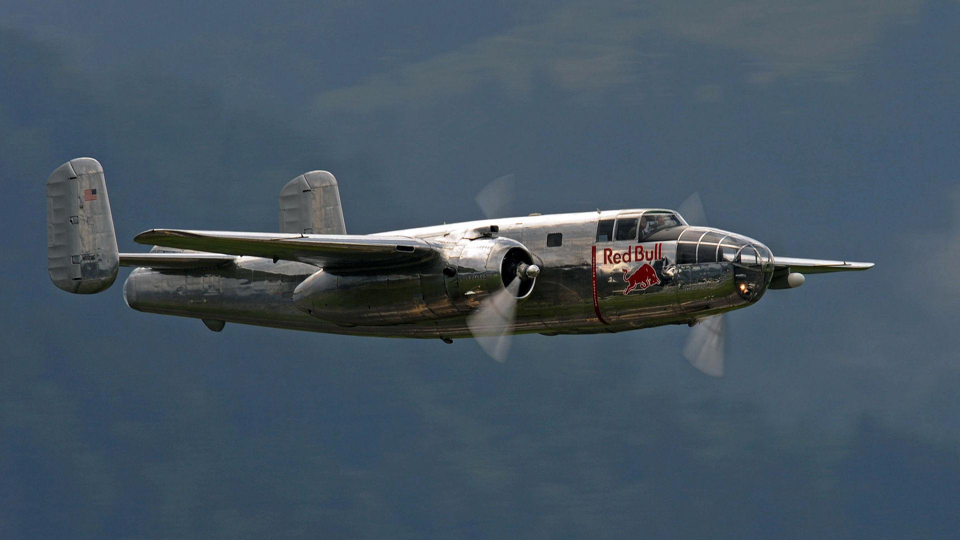 North American B-25 Mitchell Wallpapers