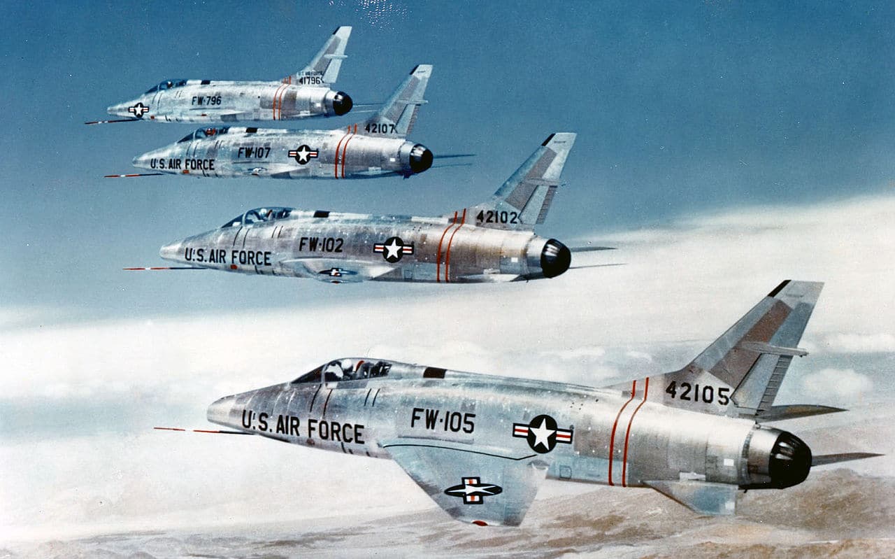 North American F-100 Super Sabre Wallpapers