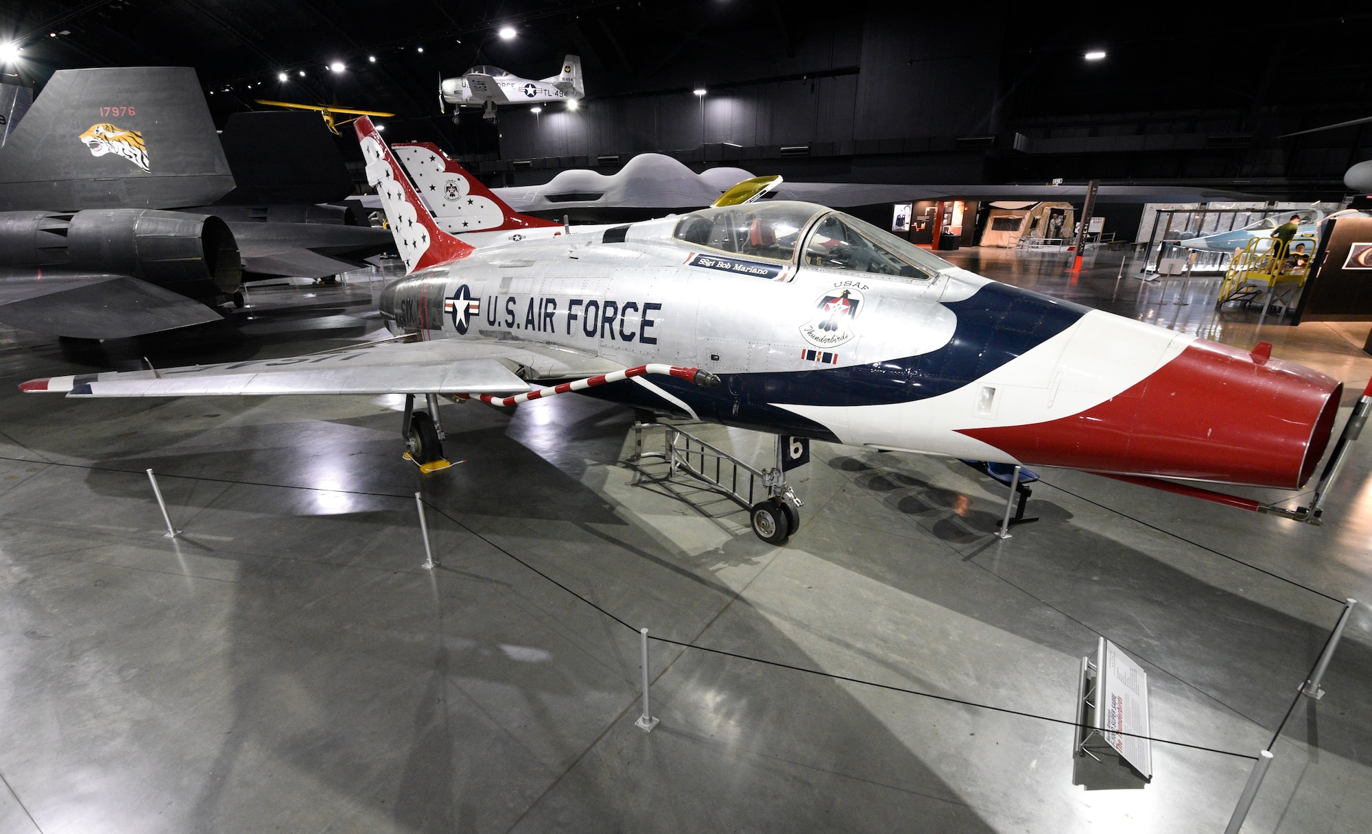 North American F-100 Super Sabre Wallpapers