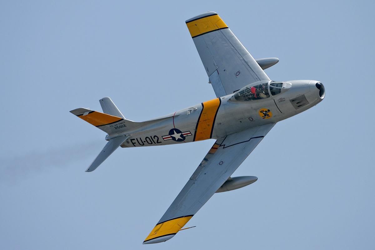 North American F-86 Sabre Wallpapers