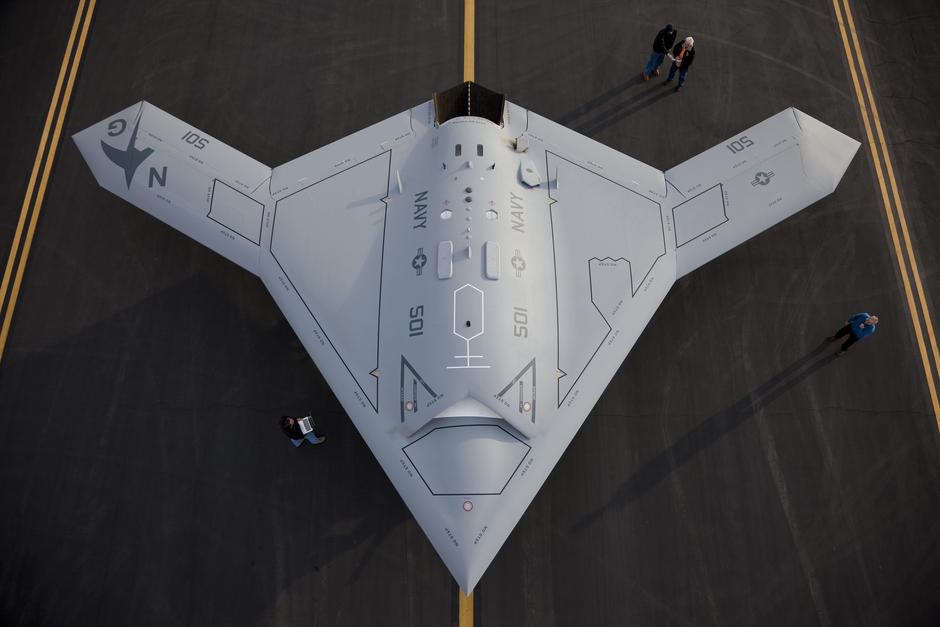 Northrop Grumman X-47B Wallpapers