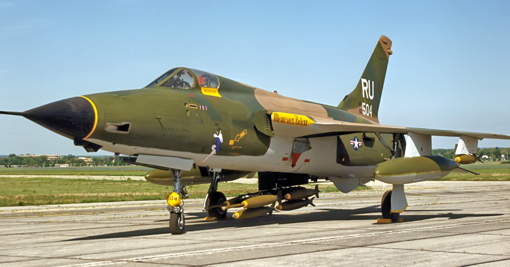 Republic F-105 Thunderchief Wallpapers