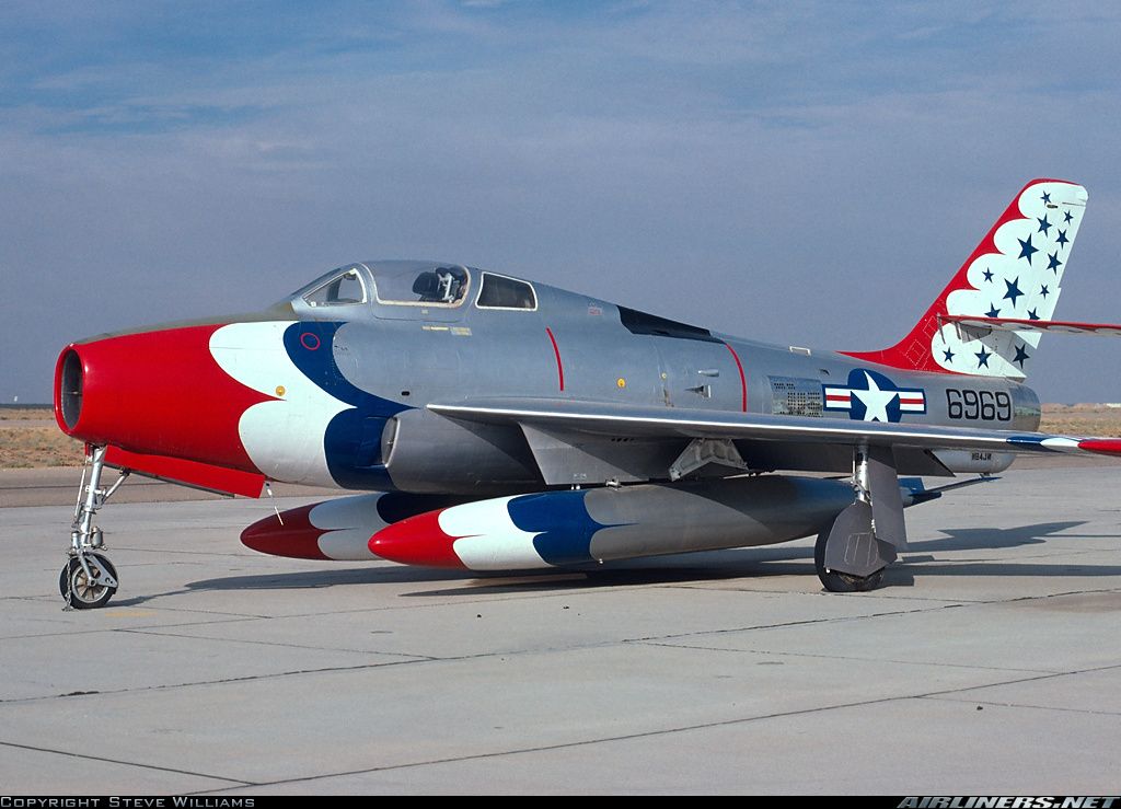 Republic F-84F Thunderstreak Wallpapers