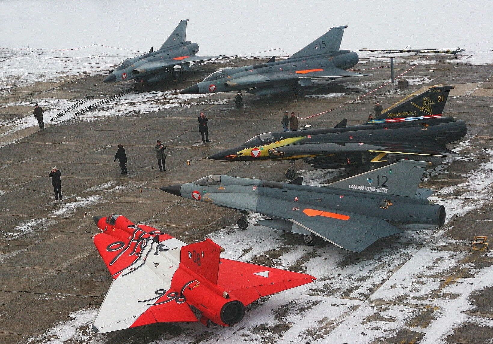 Saab 35 Draken Wallpapers