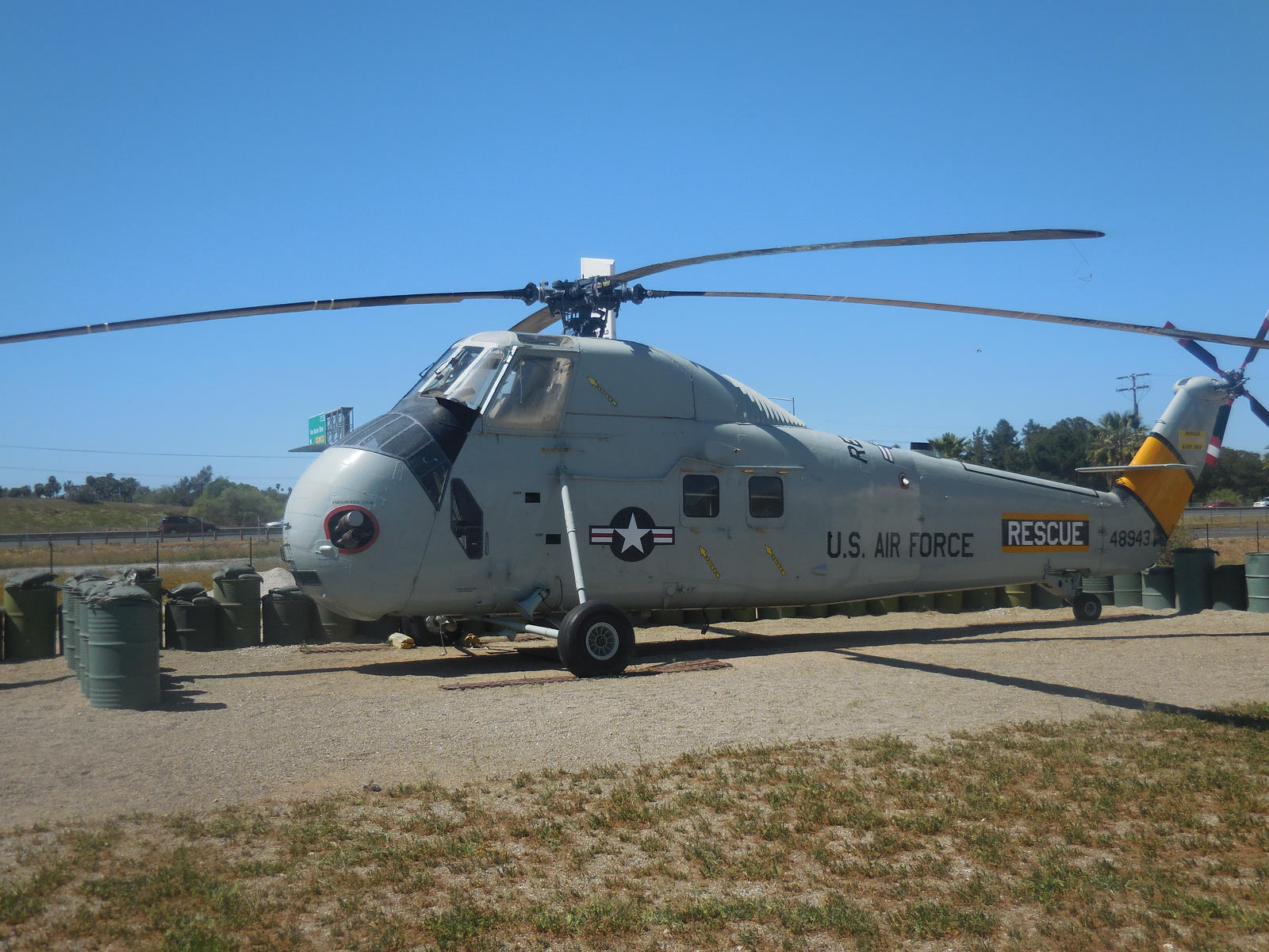 Sikorsky H-34 Wallpapers