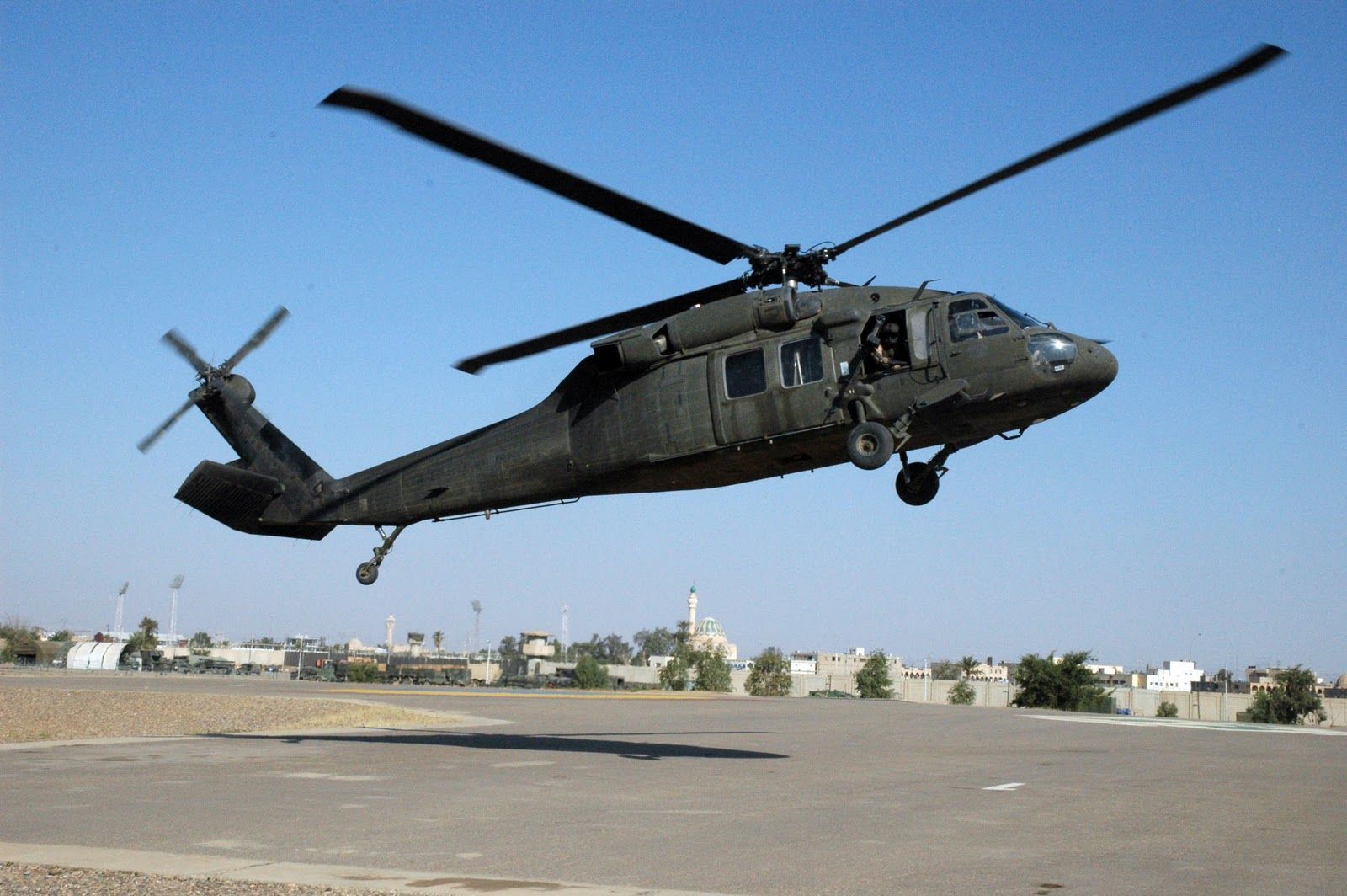 Sikorsky Uh-60 Black Hawk Wallpapers