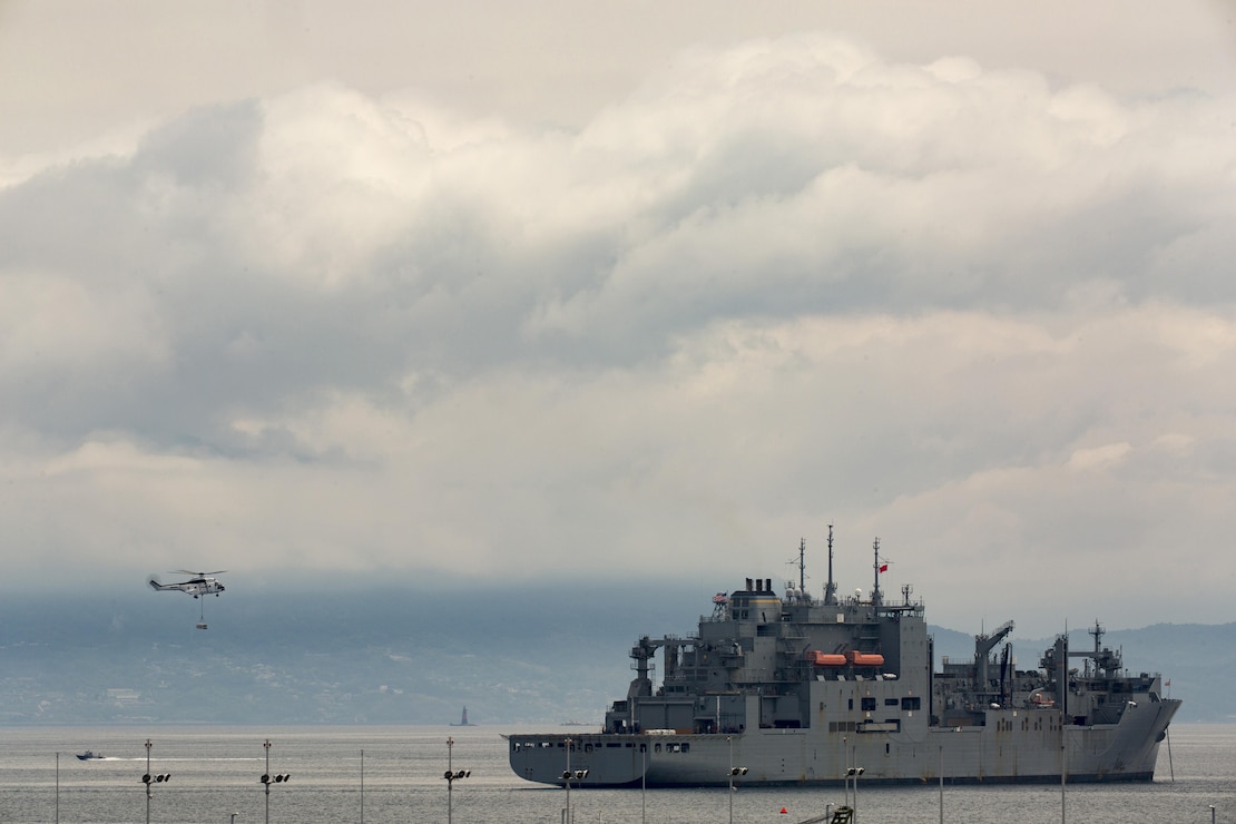 Usns Richard E. Byrd (T-Ake-4) Wallpapers