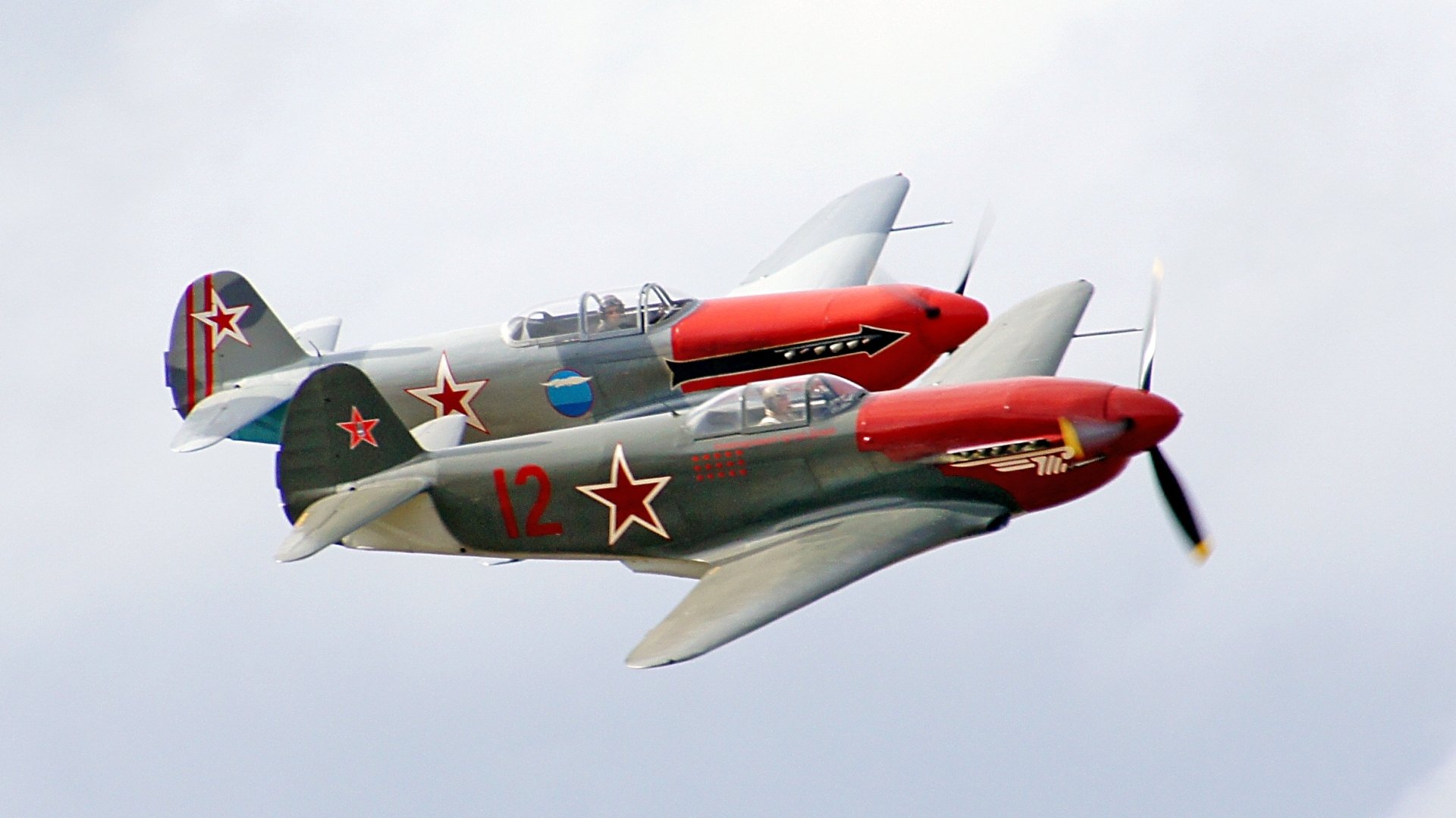 Yakovlev Yak-7 Wallpapers