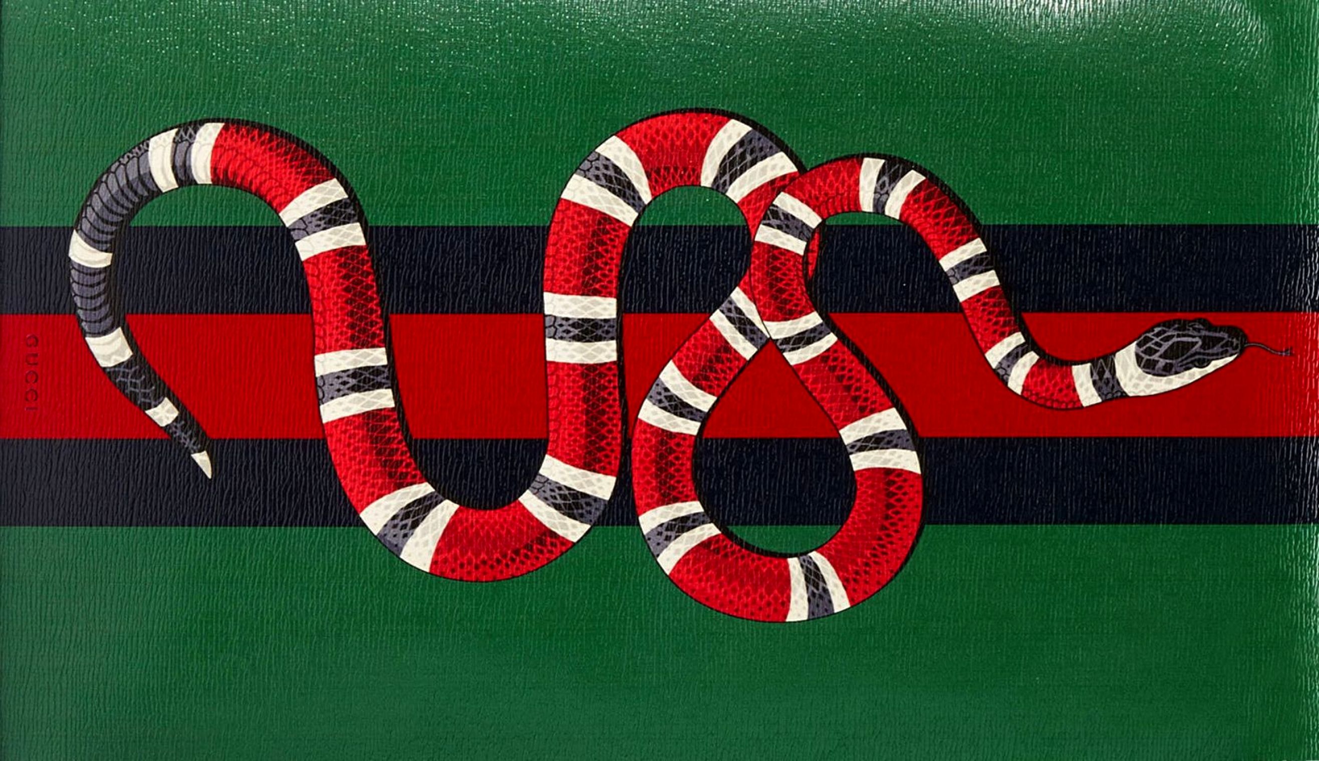 Cartoon Gucci Snake Wallpapers