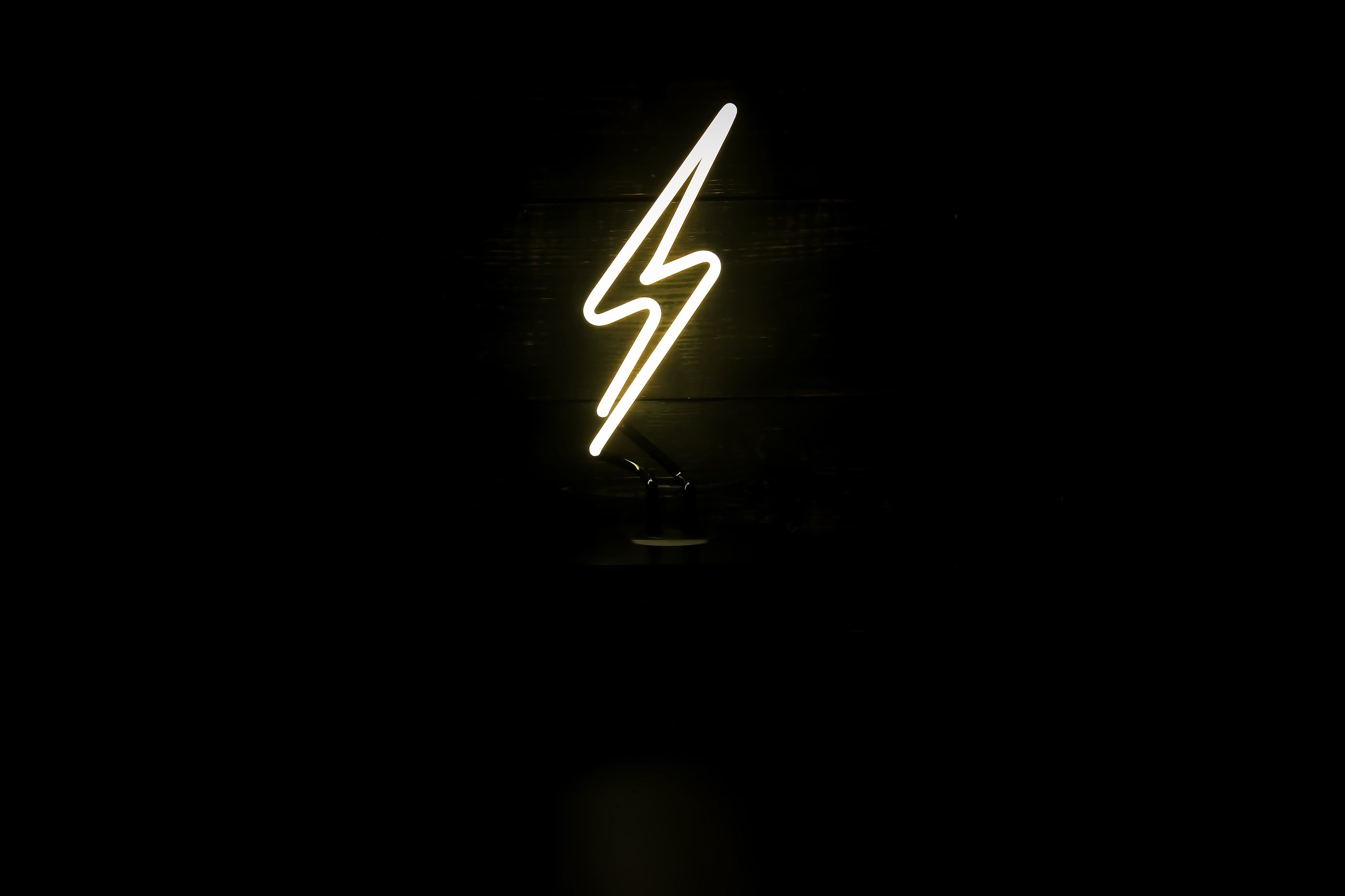 Cartoon Lightning Bolt Wallpapers