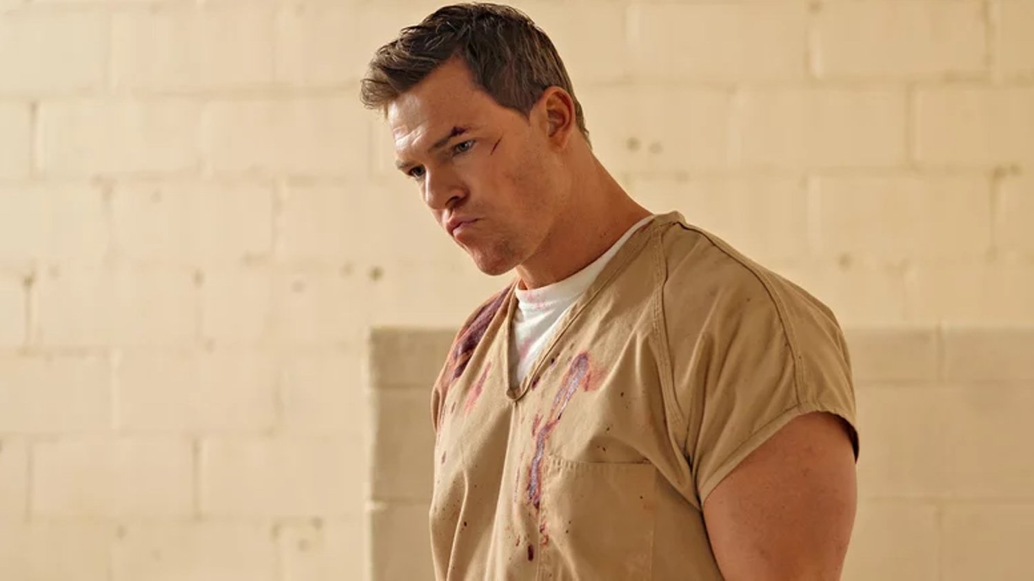 Alan Ritchson As Jack Reacher Hd Wallpapers