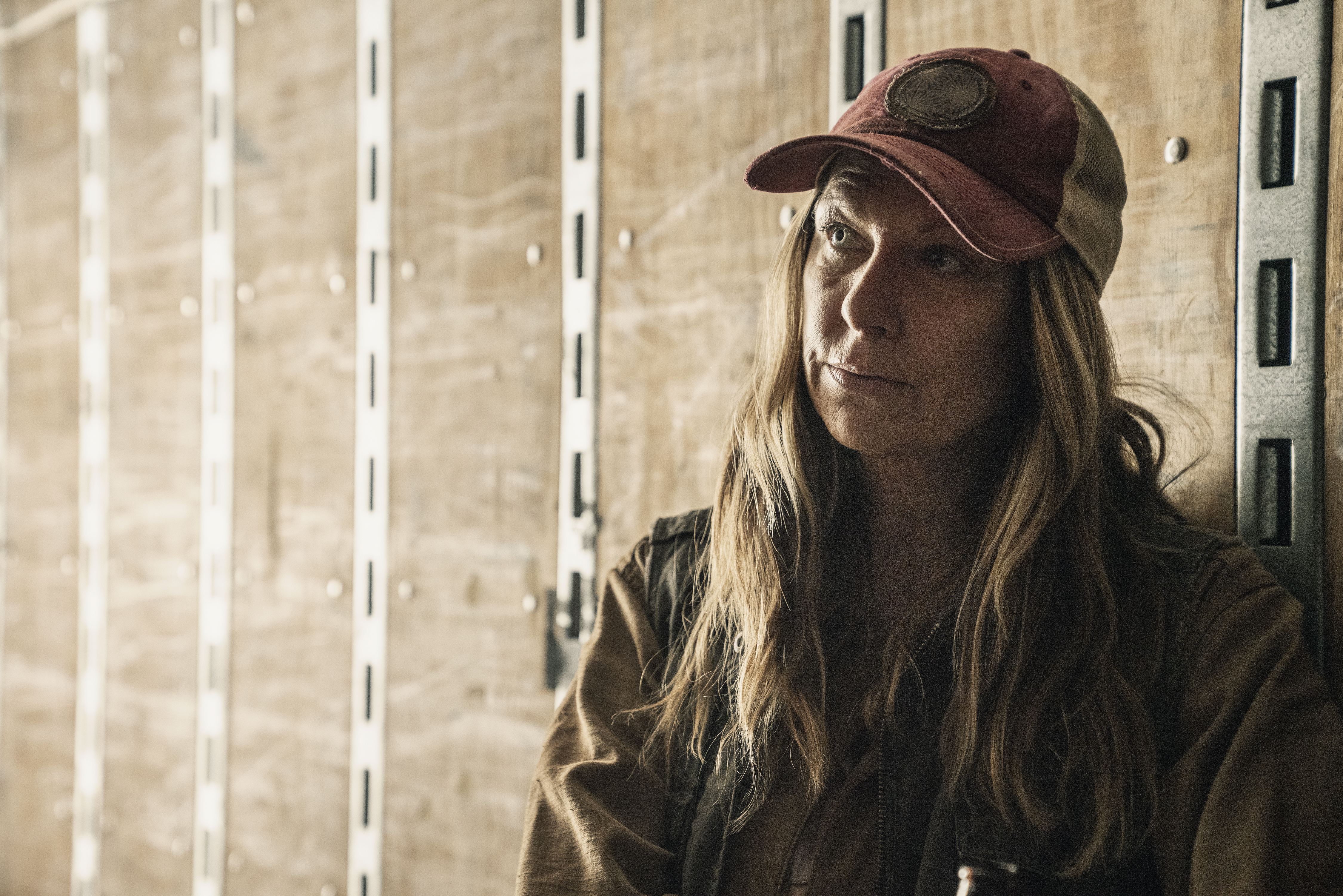 Alexa Nisenson As Charlie In Fear The Walking Dead Wallpapers