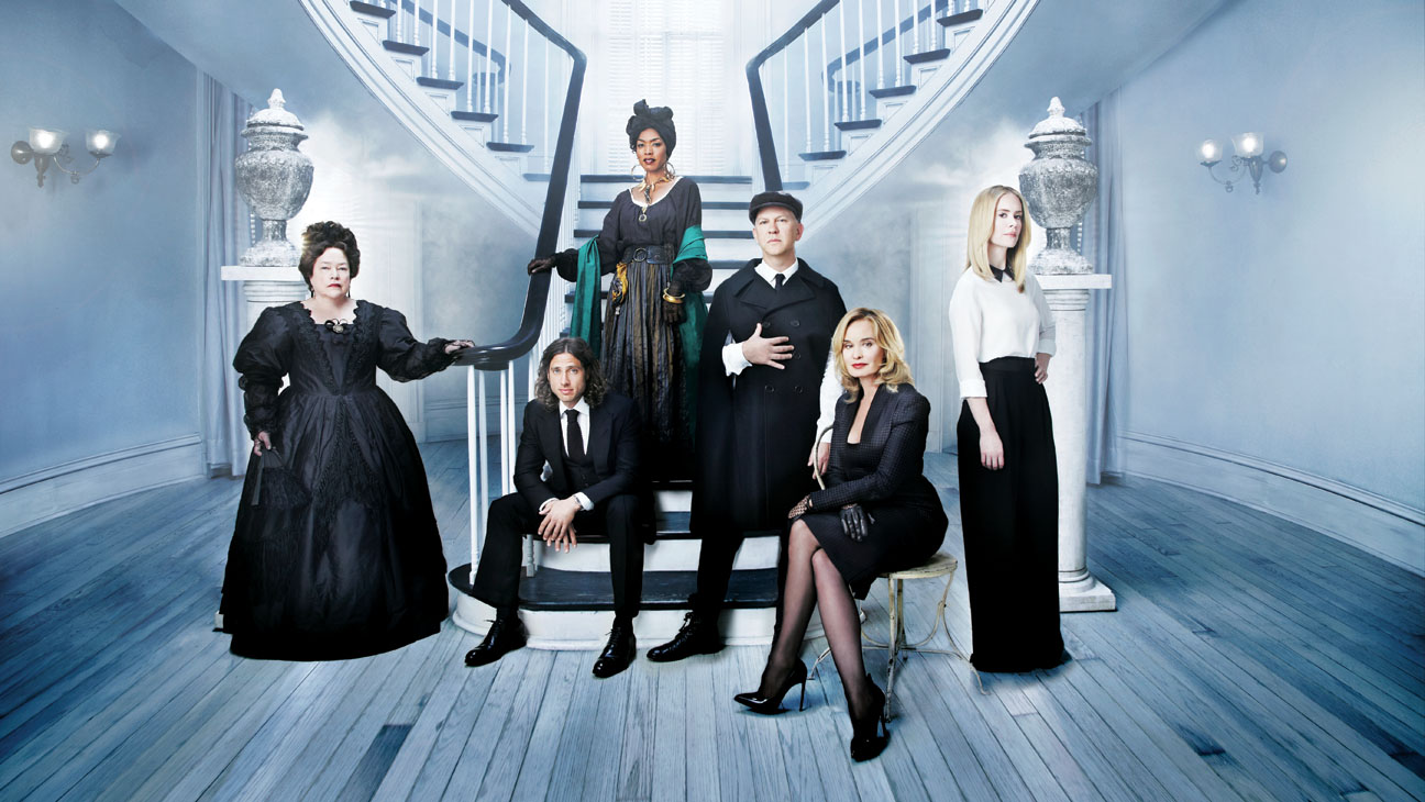 American Horror Story: Coven Wallpapers