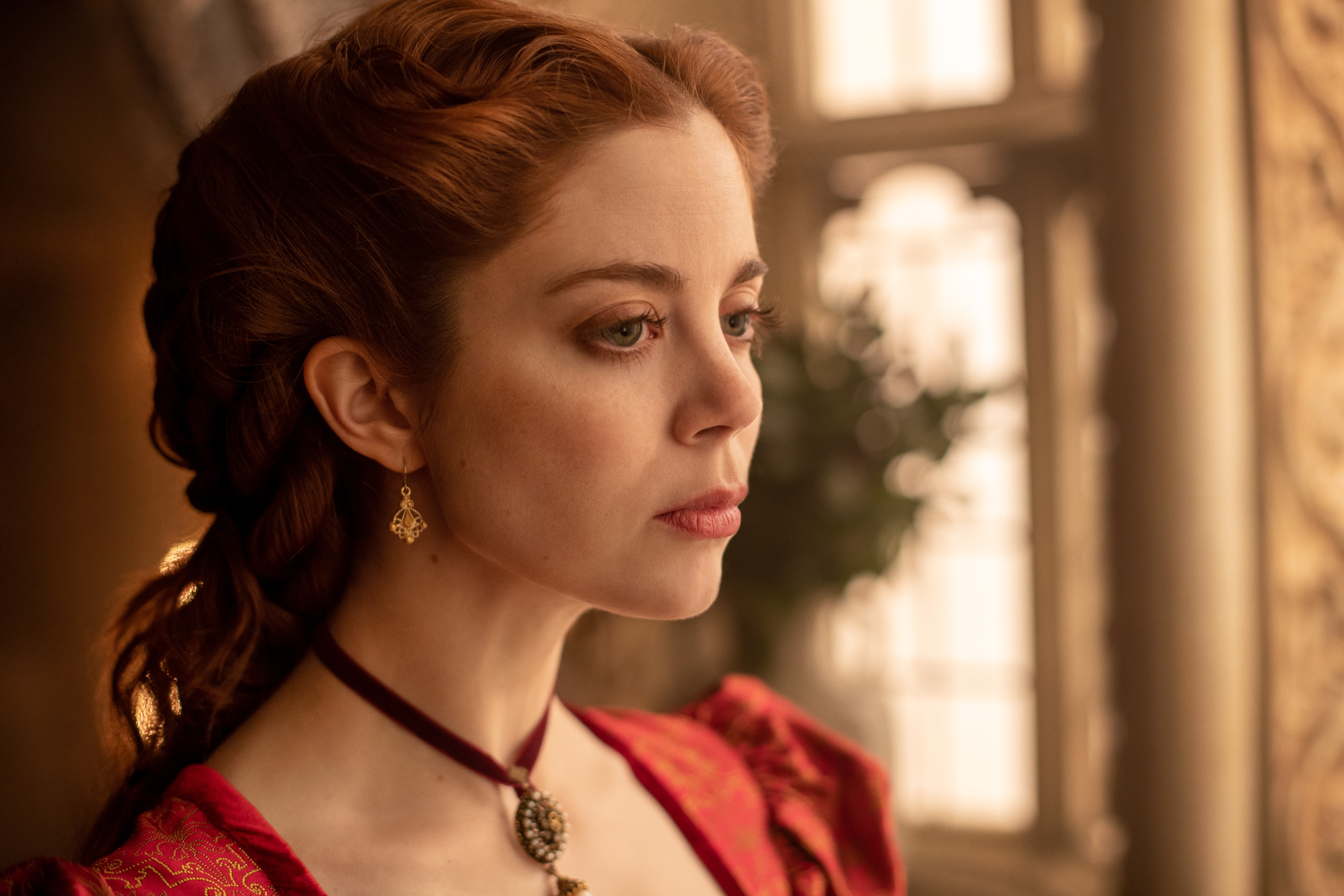 Charlotte Hope In The Spanish Princess Wallpapers