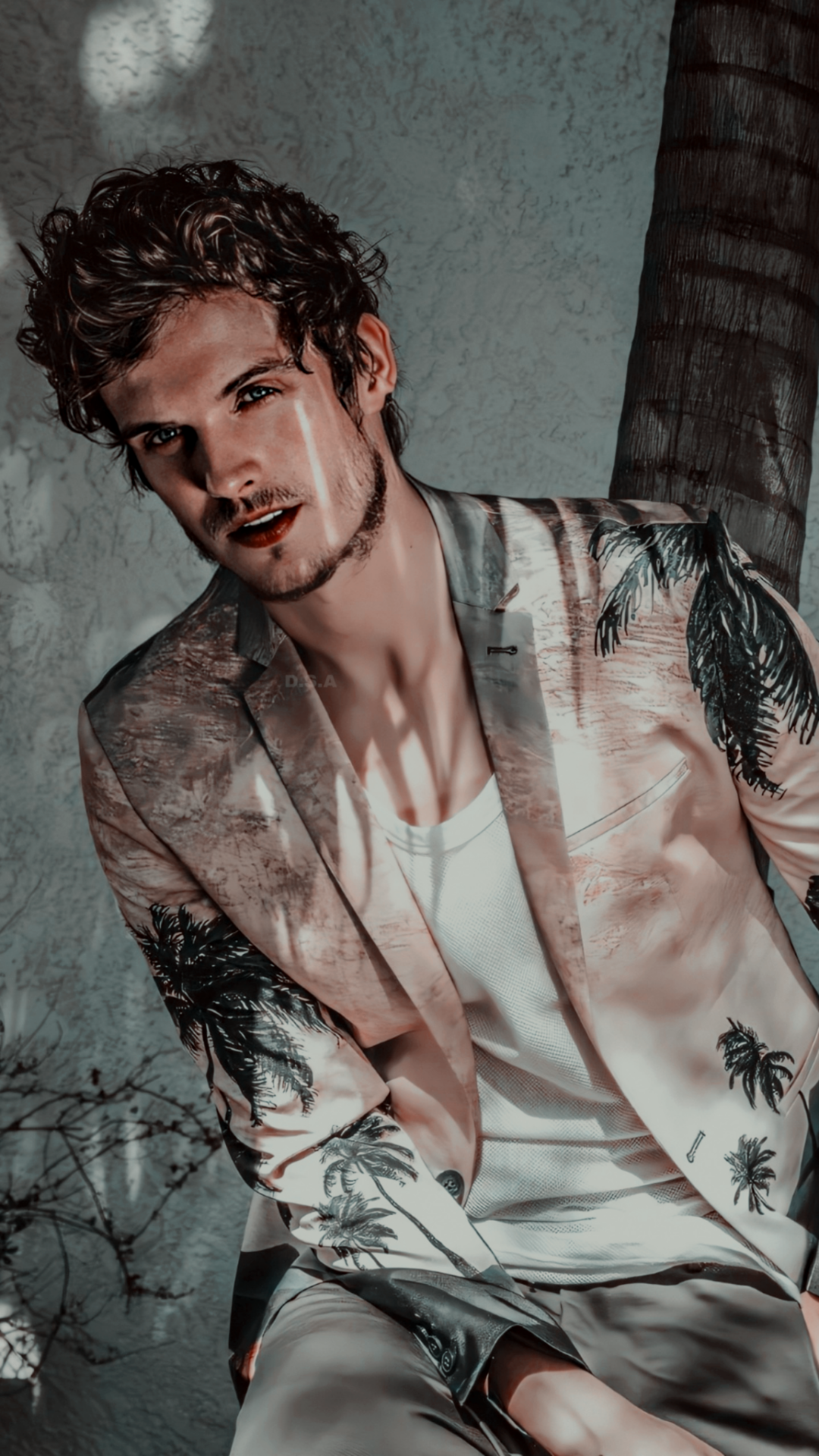 Daniel Sharman In Netflix Cursed Wallpapers