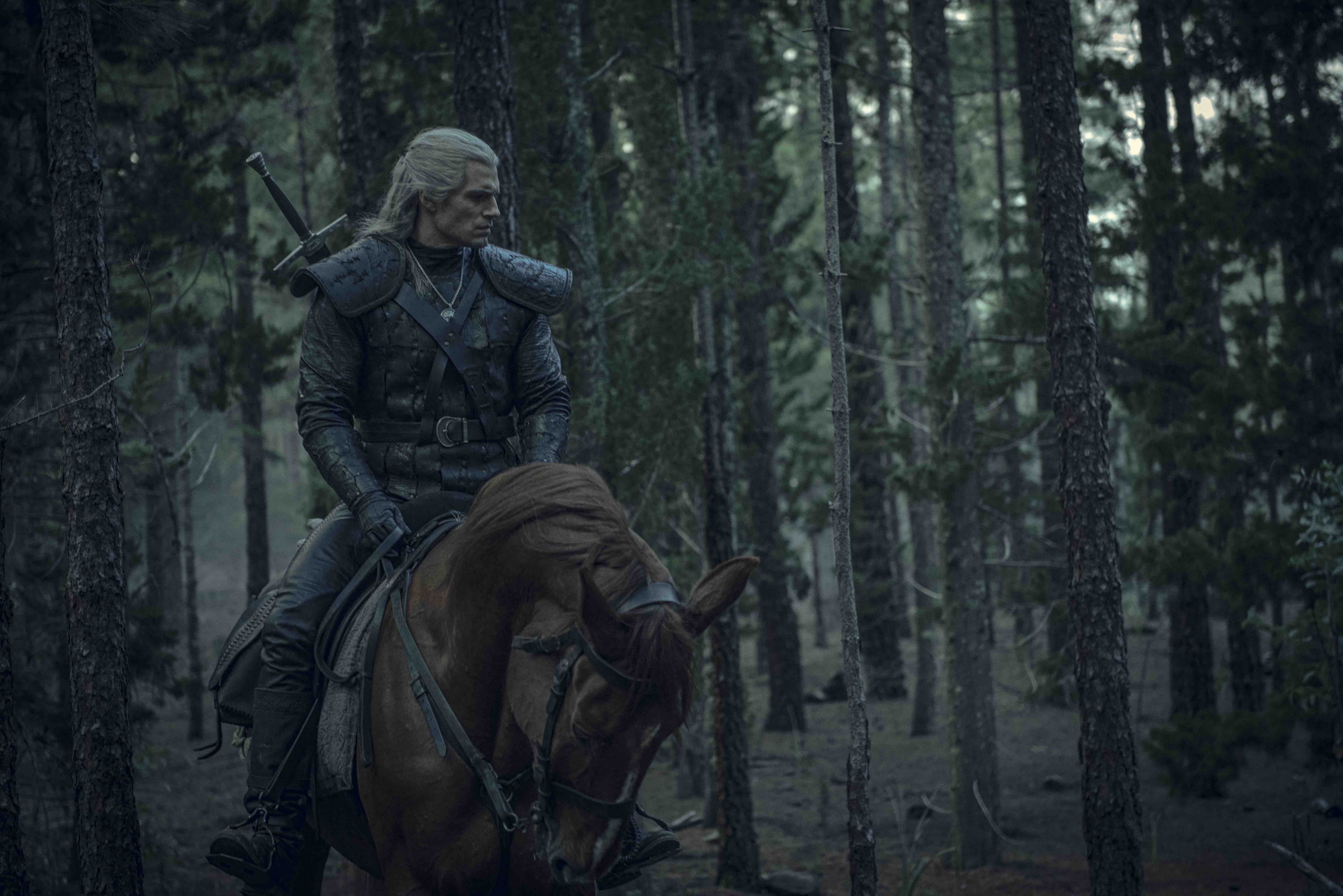 Henry Cavill The Witcher Wallpapers