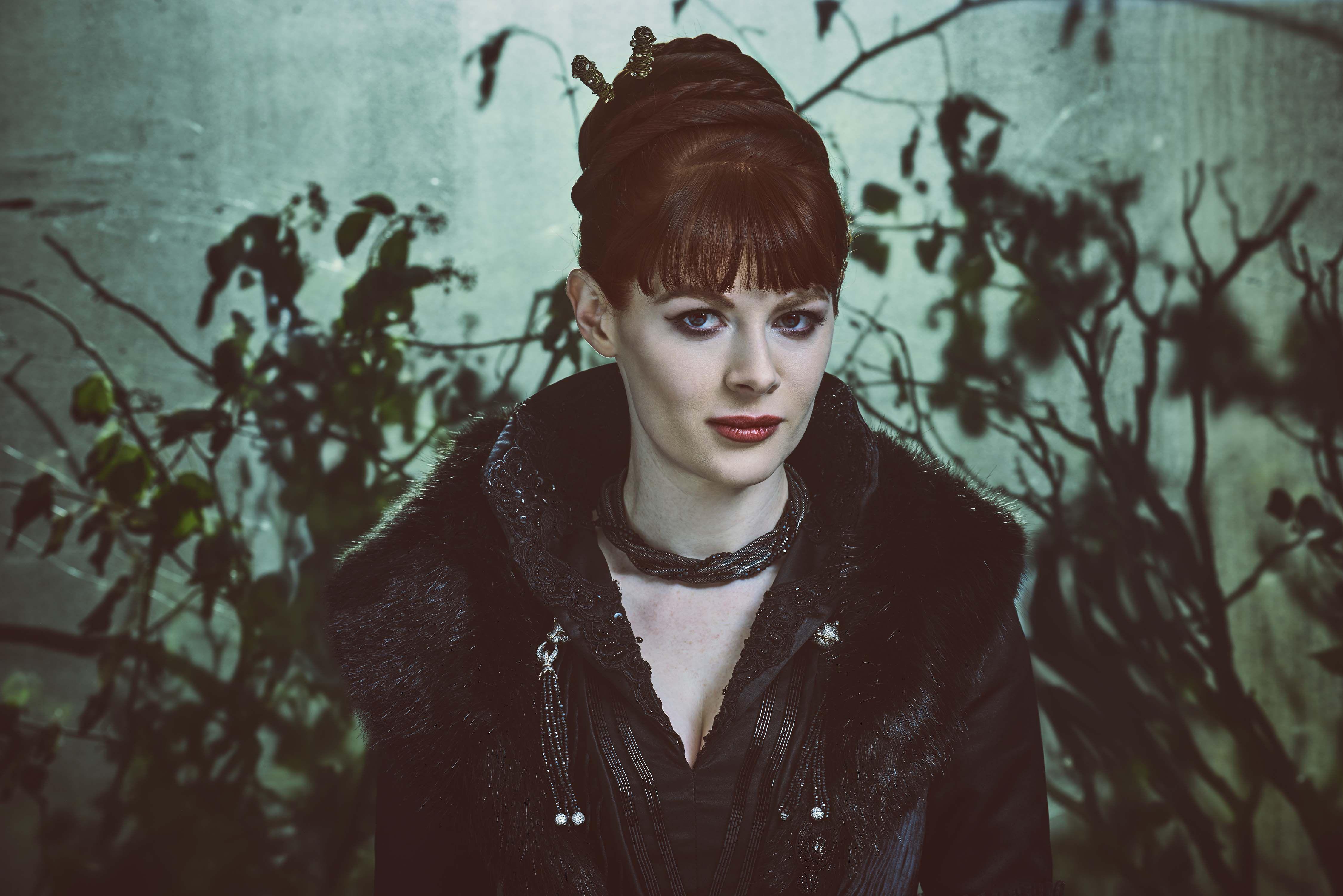 Into The Badlands Emily Beecham Wallpapers