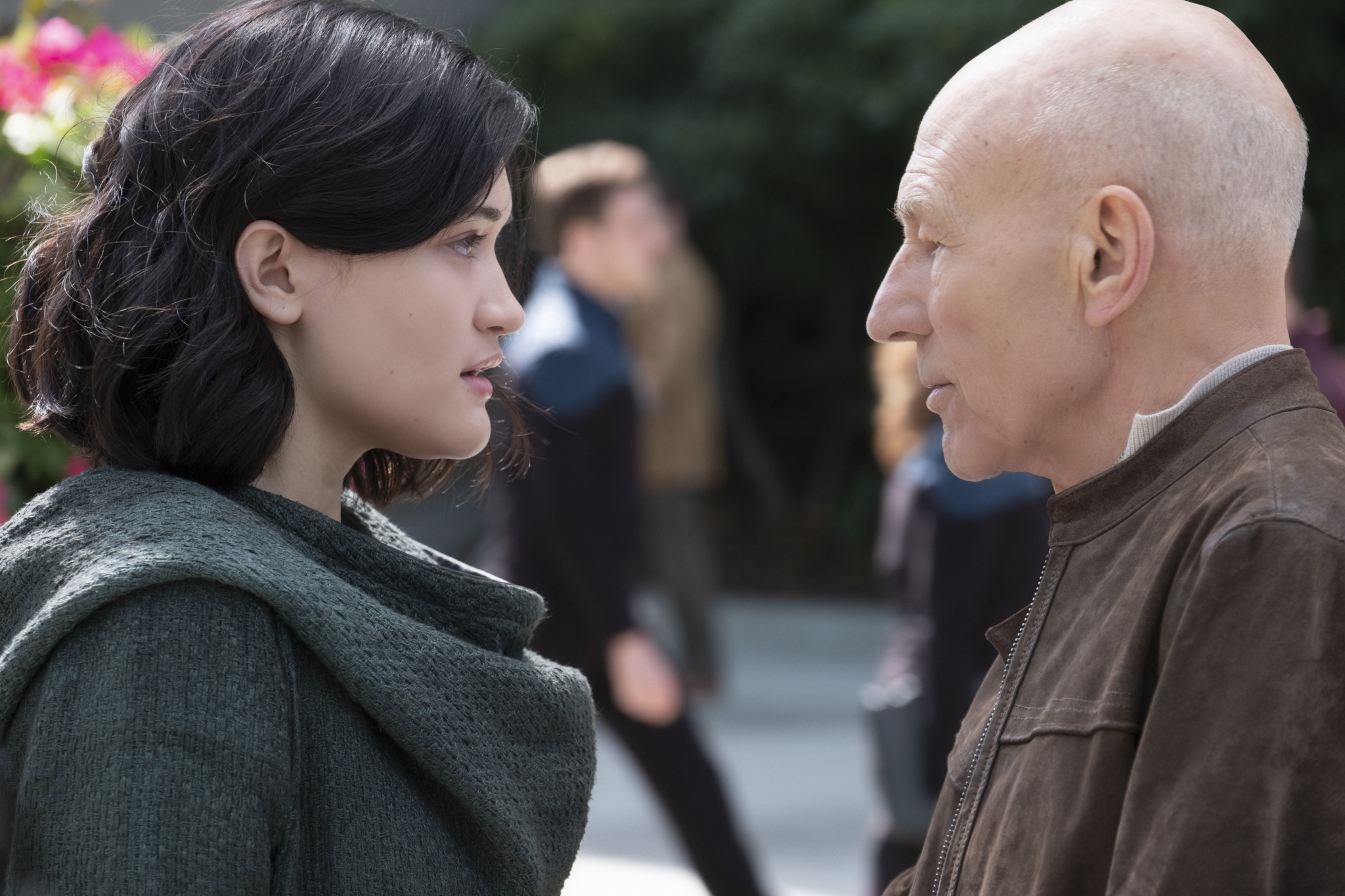 Isa Briones As Dahj In Star Trek Picard Wallpapers