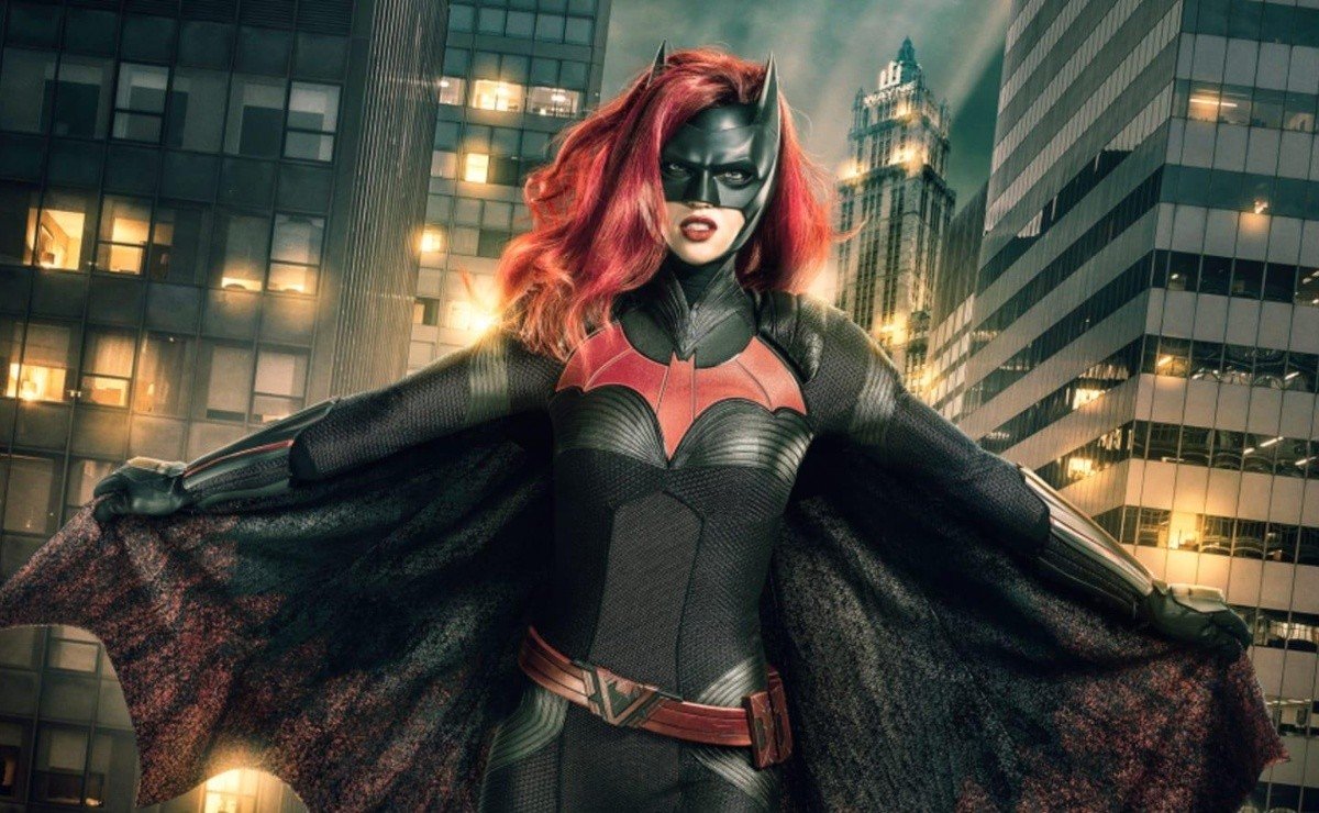 Javicia Leslie As Batwoman 4K Wallpapers