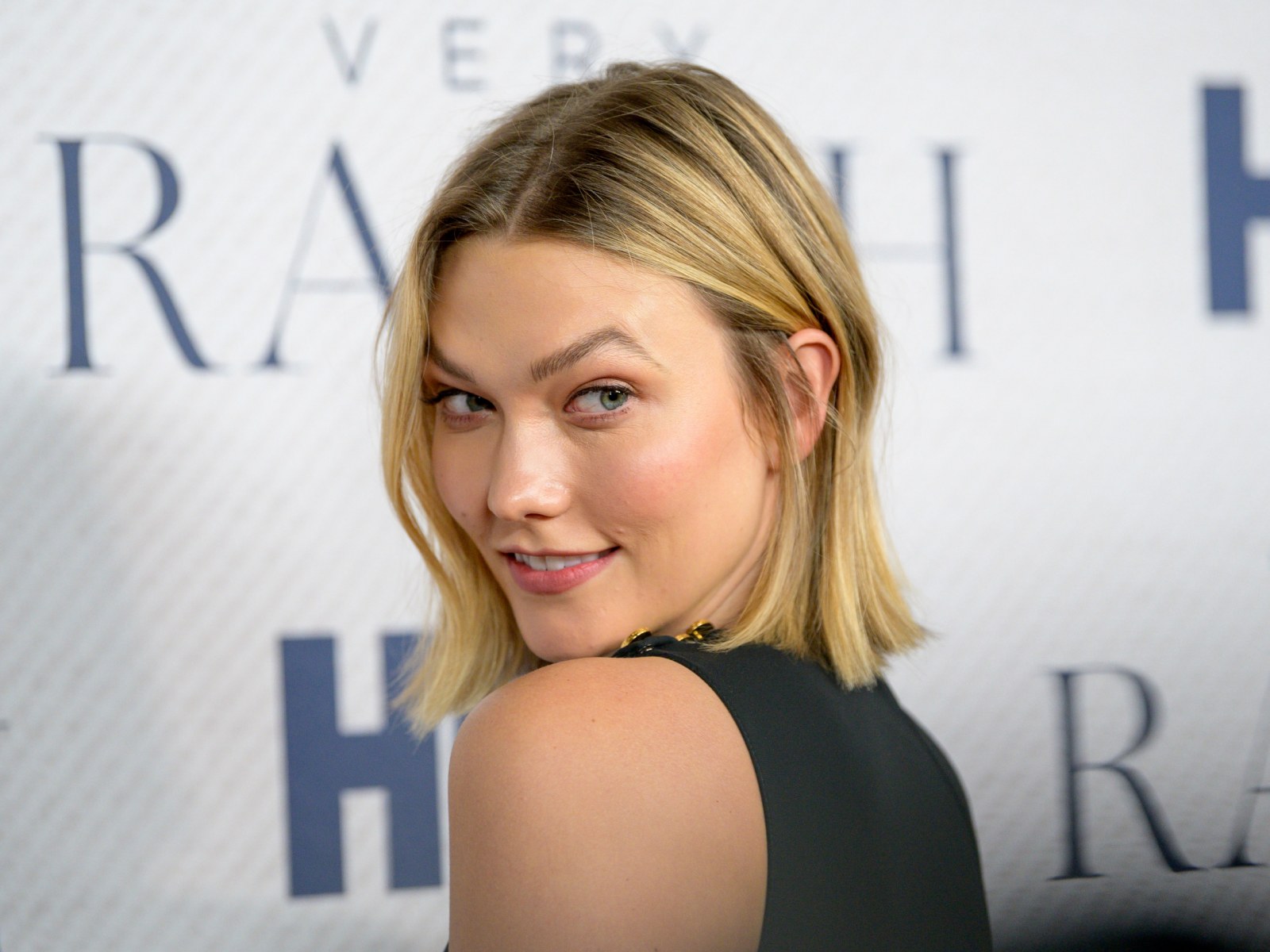 Karlie Kloss Project Runway Wallpapers