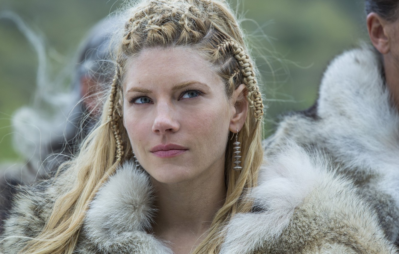 Katheryn Winnick In Vikings Wallpapers