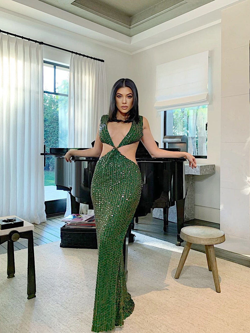Kourtney Kardashian Keeping Up With The Kardashians Season 2018 Wallpapers