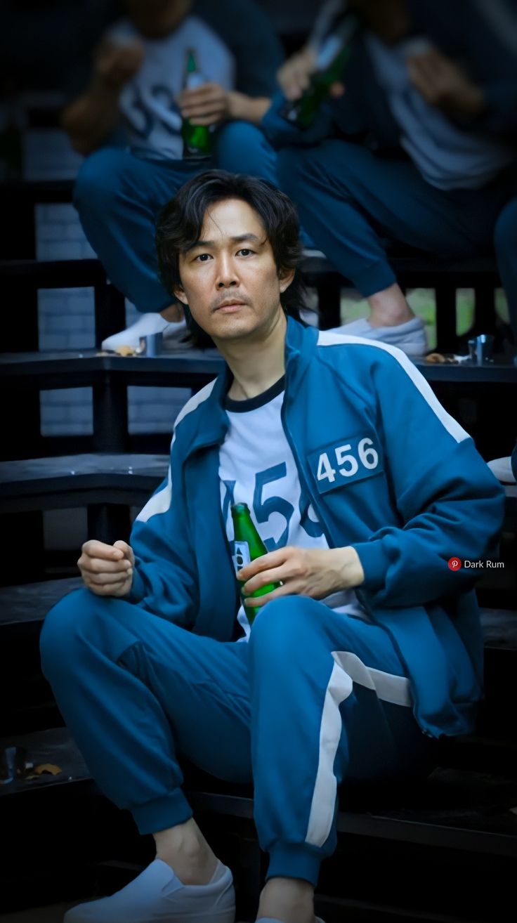 Lee Jung-Jae Squid Game Wallpapers