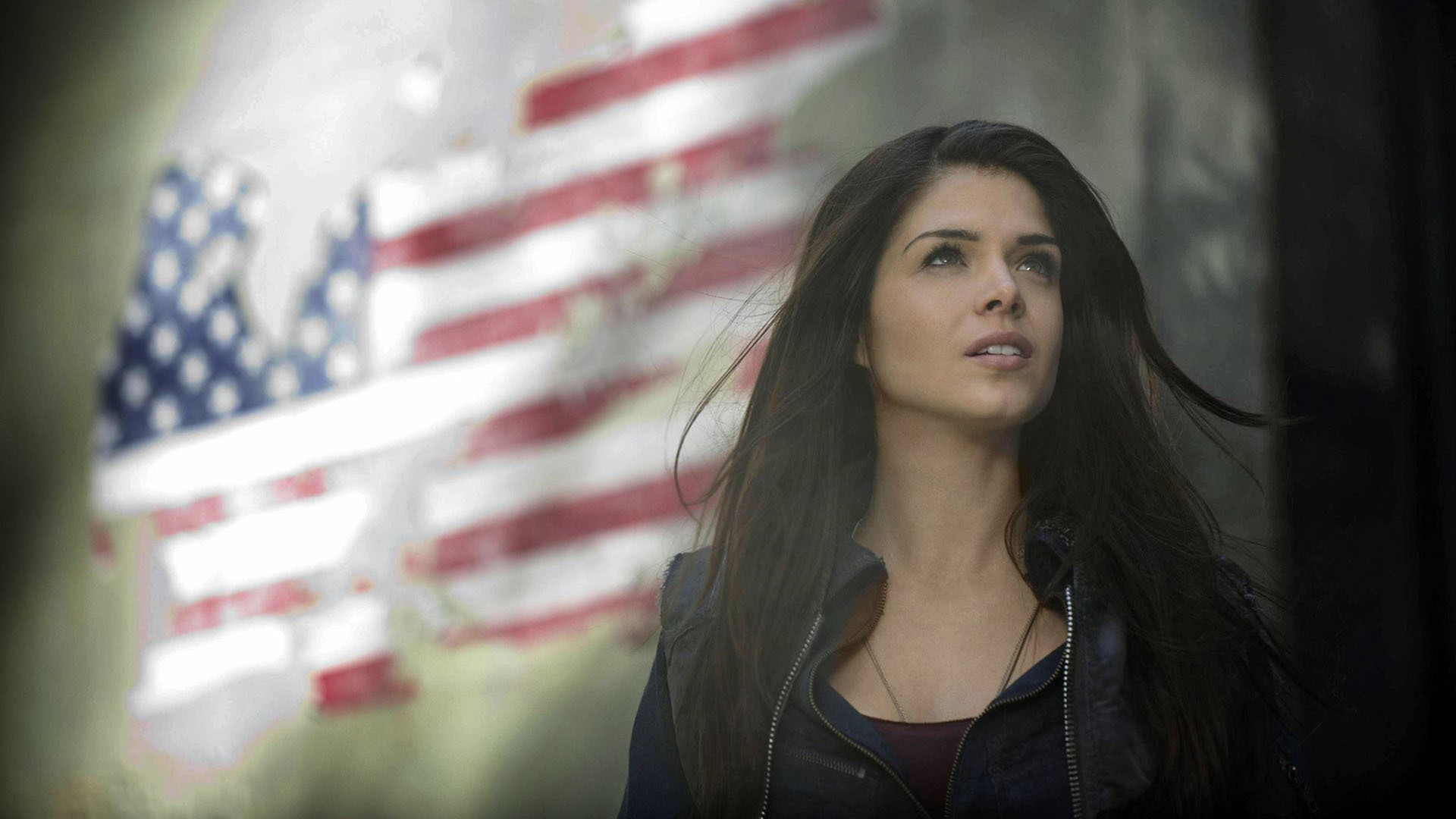 Marie Avgeropoulos As Octavia Blake In The 100 Wallpapers