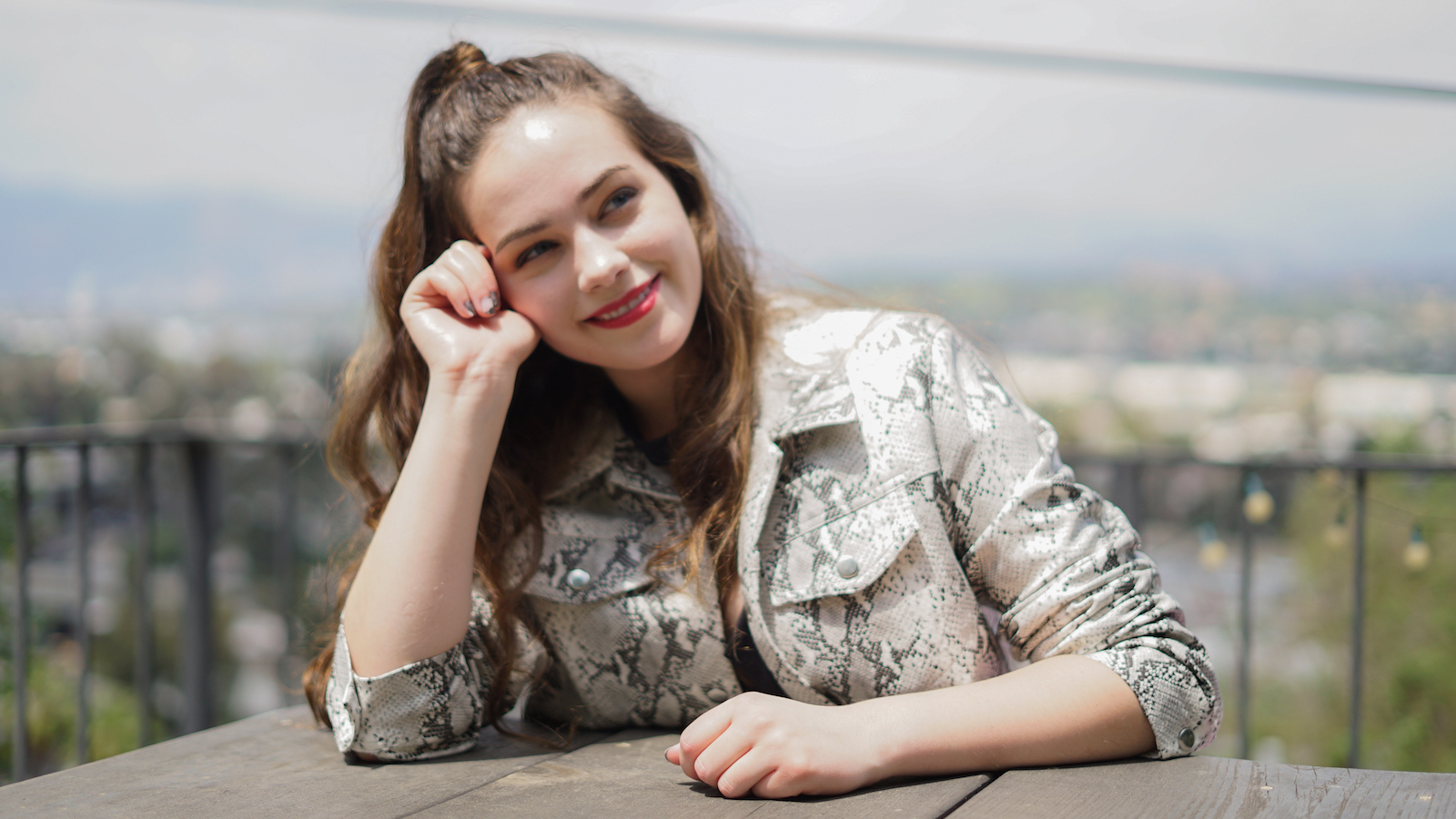 Mary Mouser Cobra Kai Wallpapers